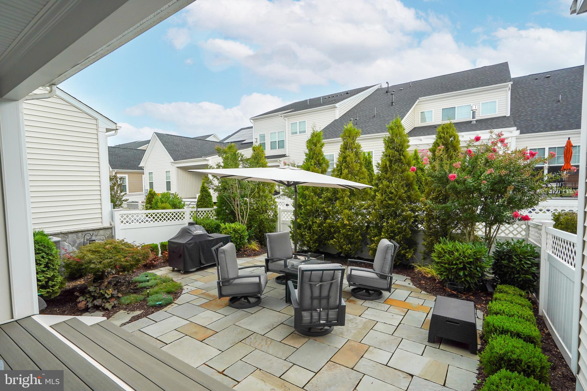 23739 Cypress Glen Sq
