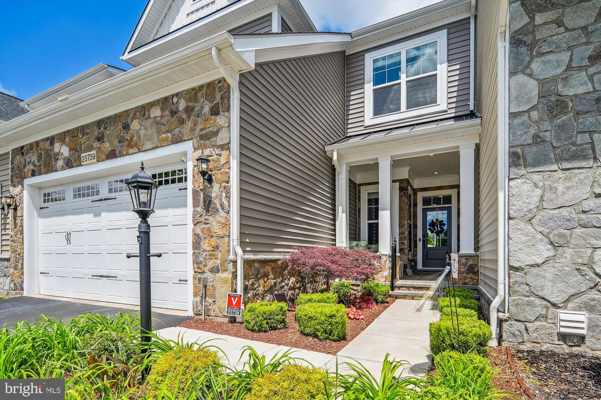 23739 Cypress Glen Sq