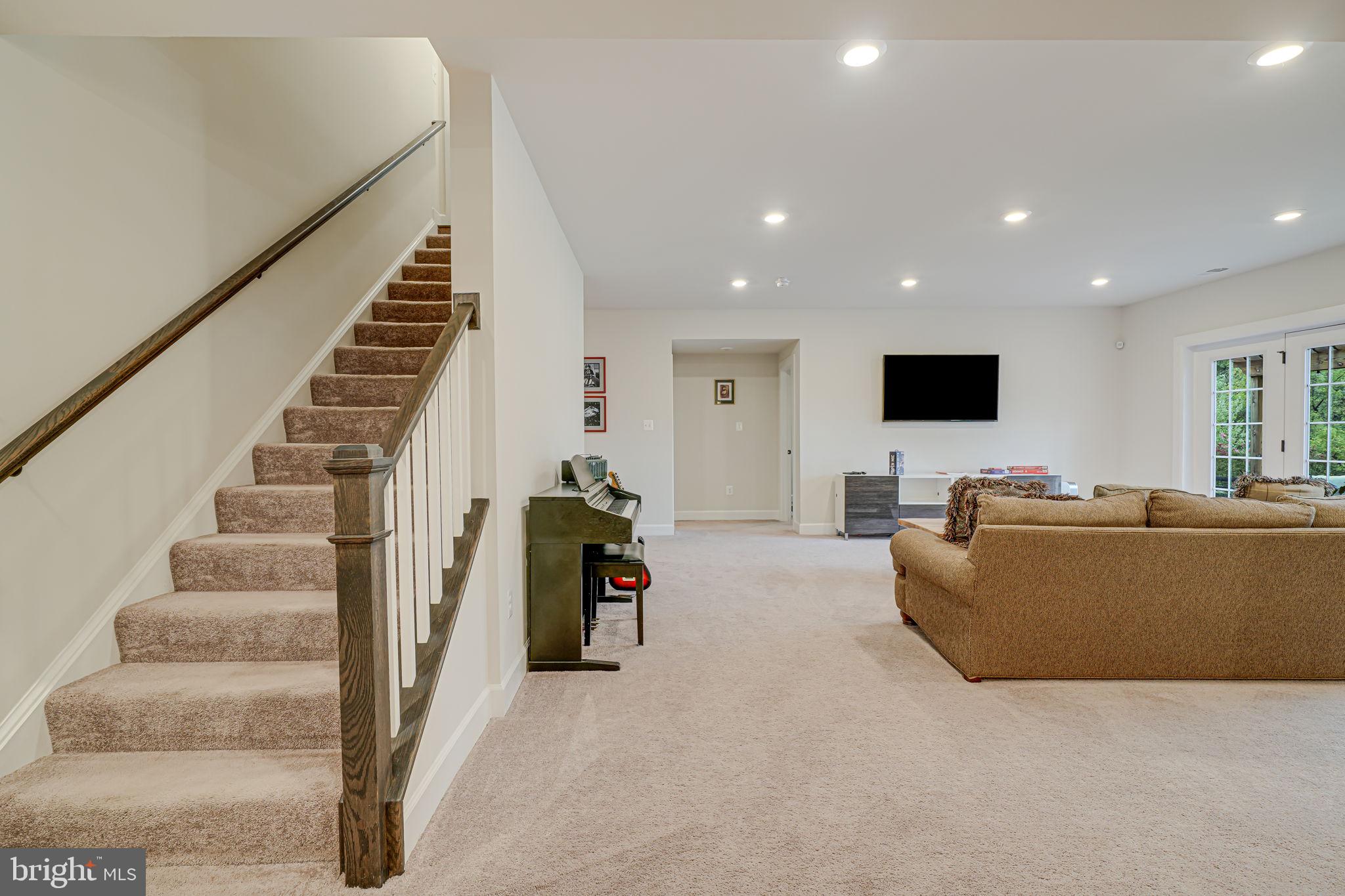 23241 White Sycamore Pl