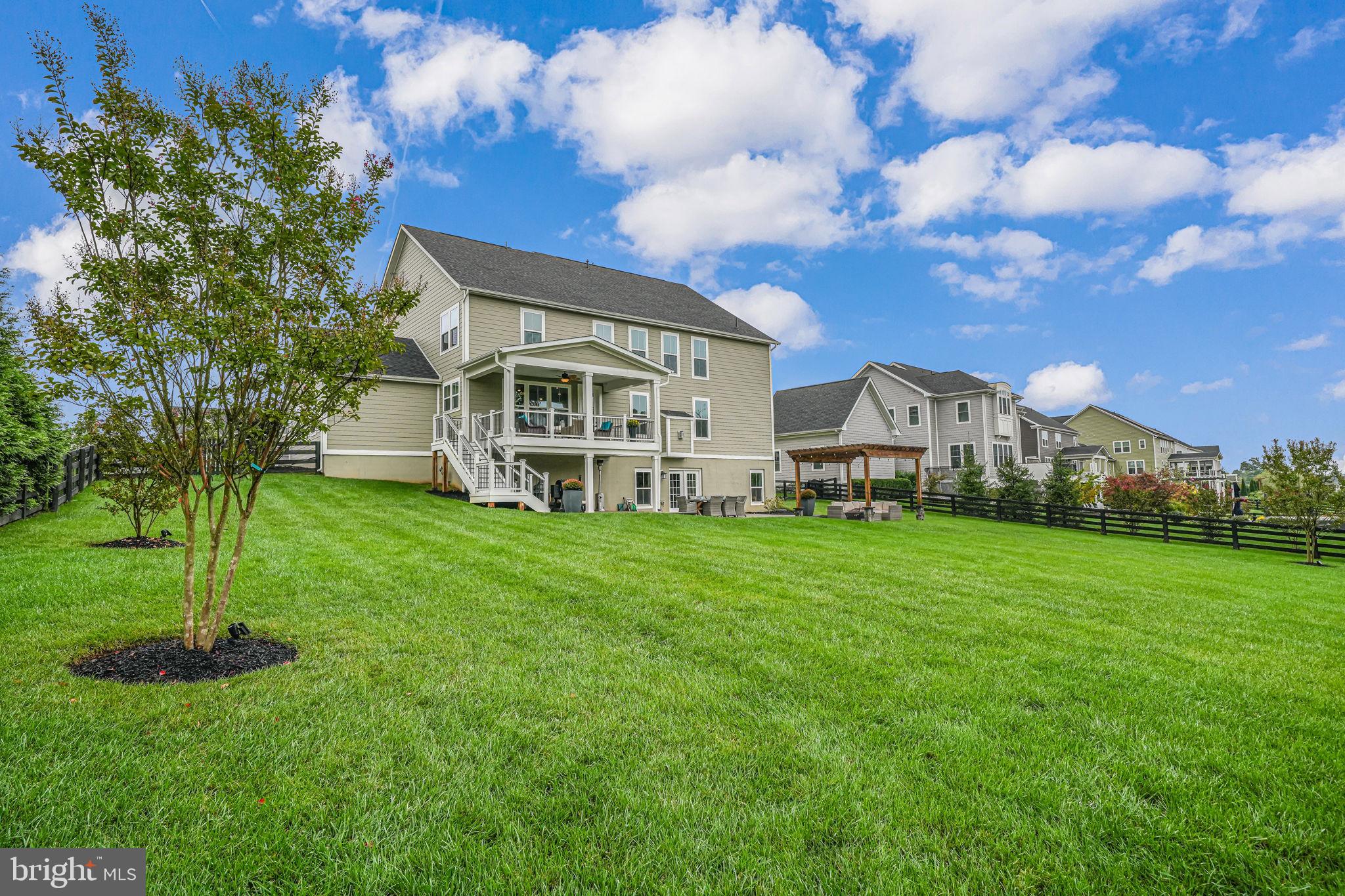 23241 White Sycamore Pl