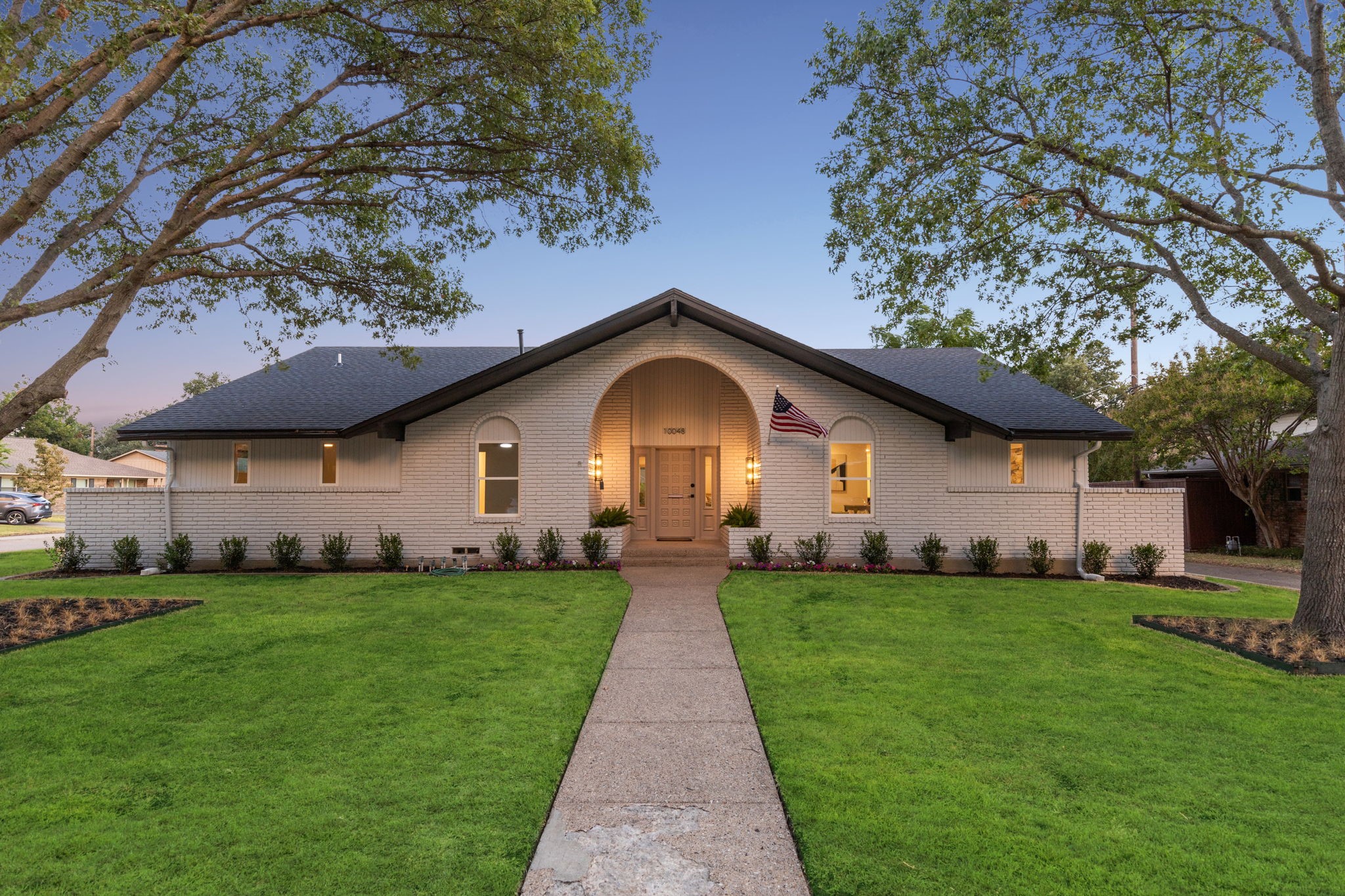 10048 Edgecove Drive