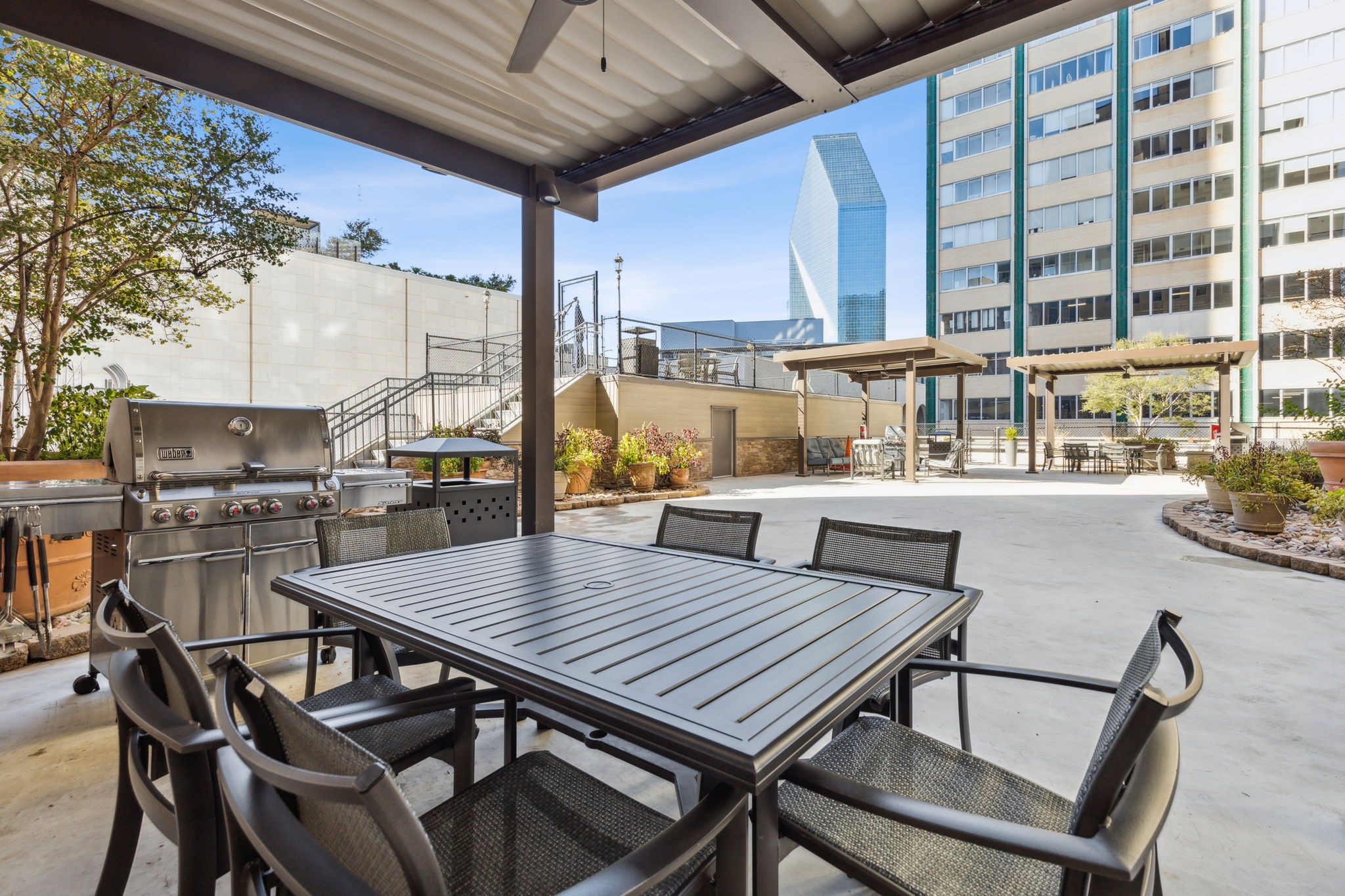 1505 Elm Street Unit: 1404