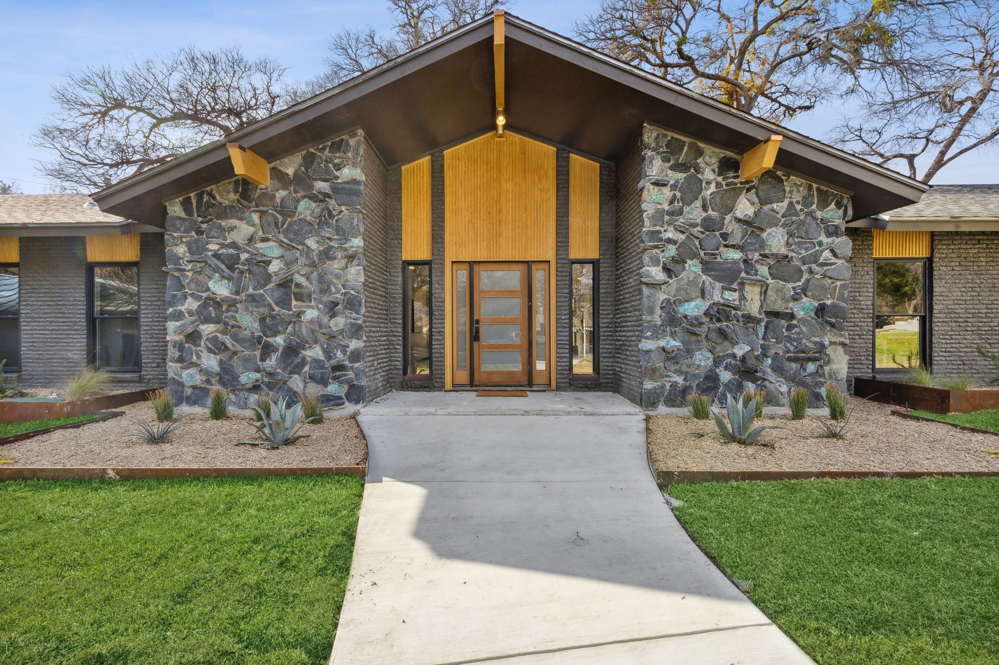 9405 Sherwood Glen