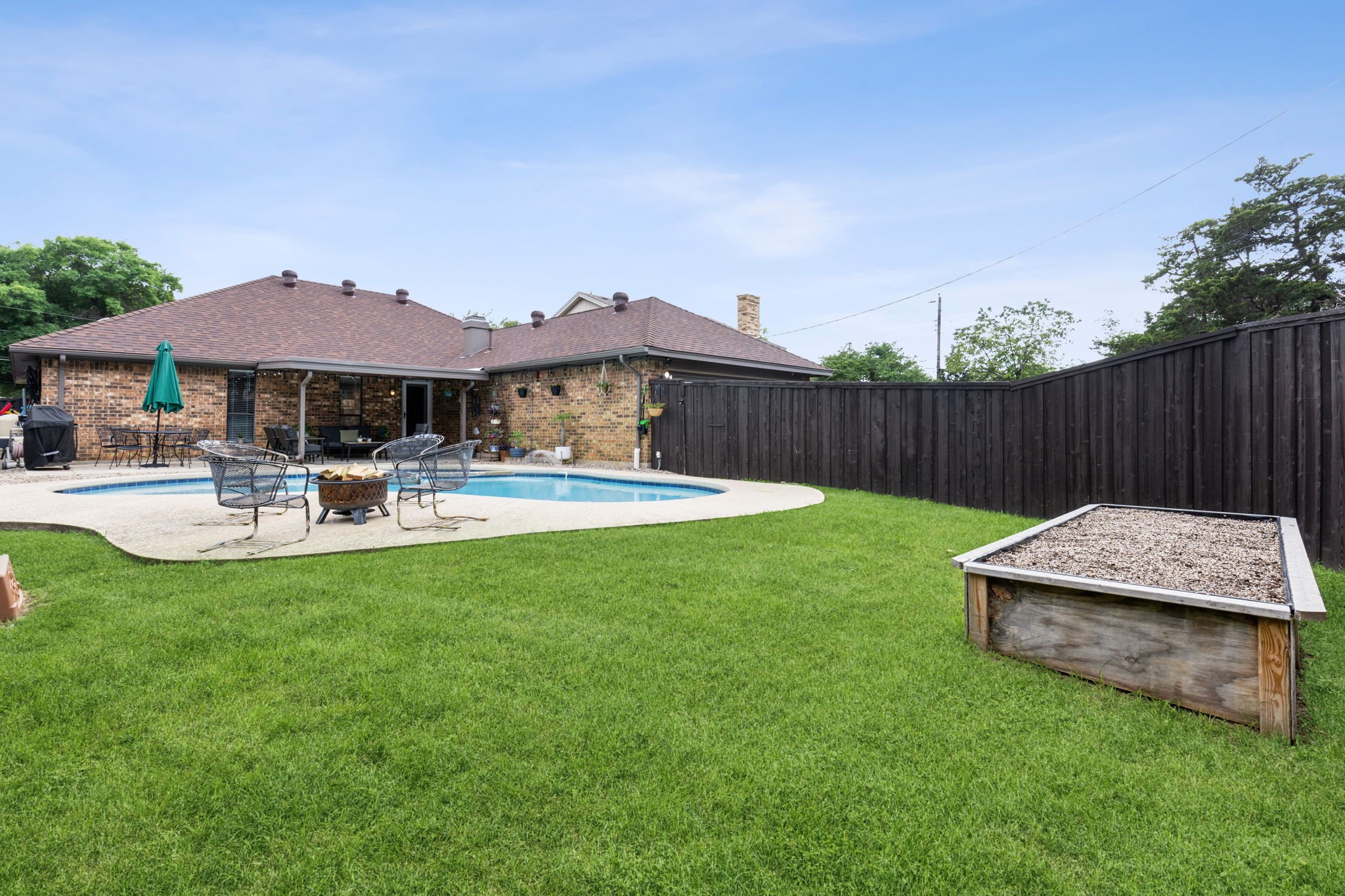 9107 Sweetwater Drive