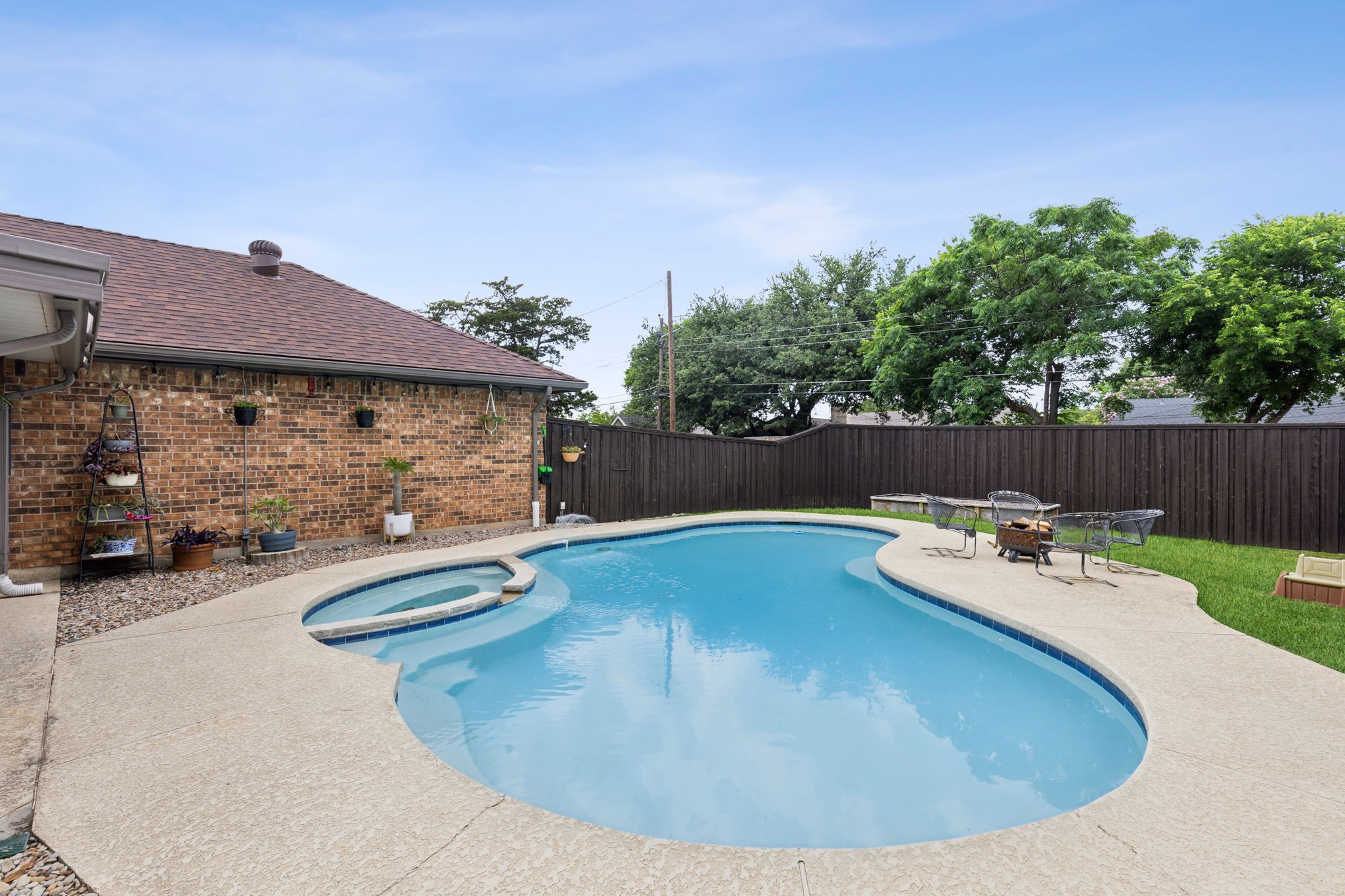 9107 Sweetwater Drive