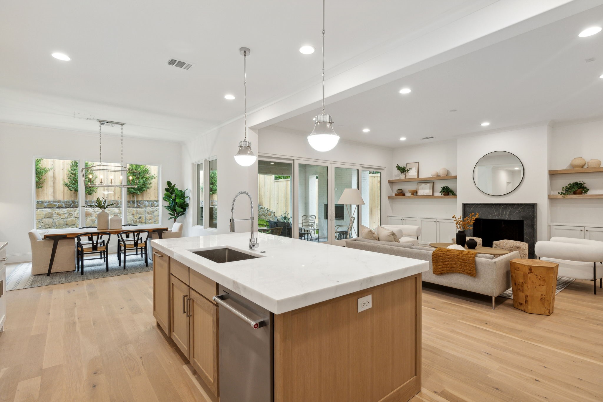 8746 Aldwick Drive