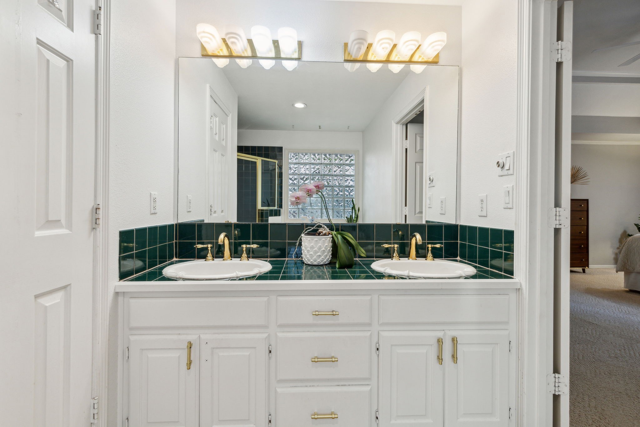 8916 Club Creek Circle