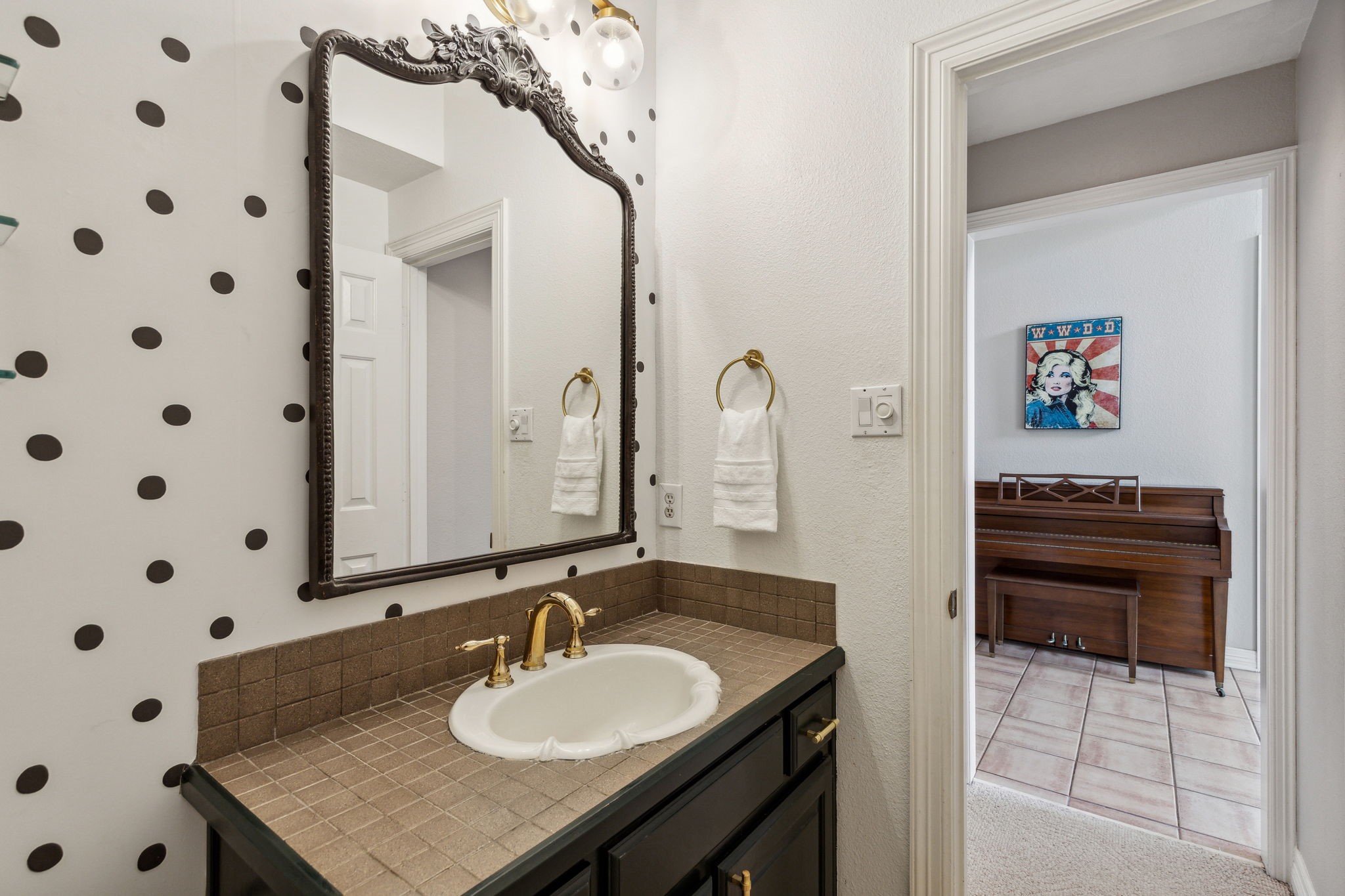 8916 Club Creek Circle