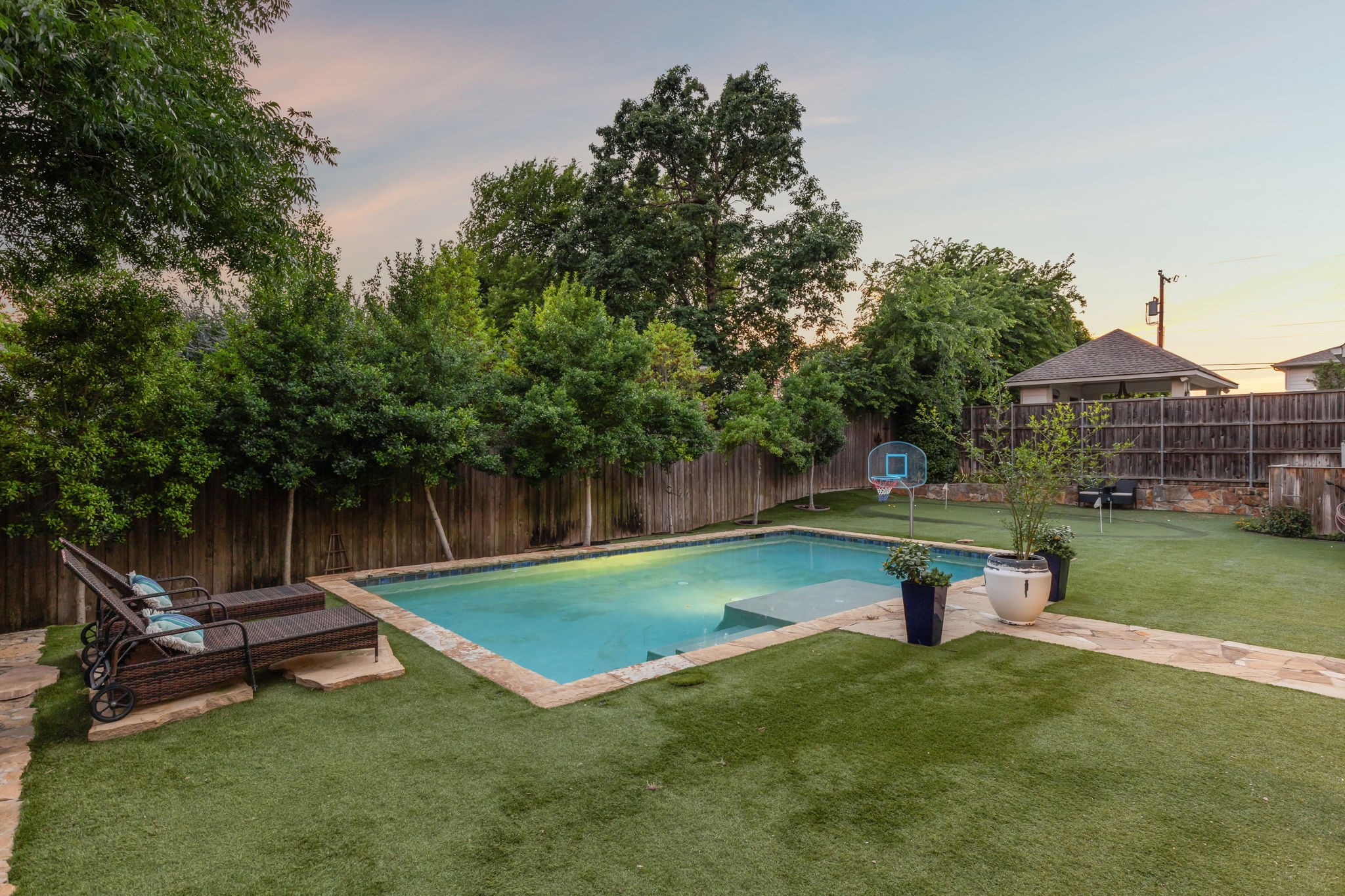 8803 Bargiames Lane