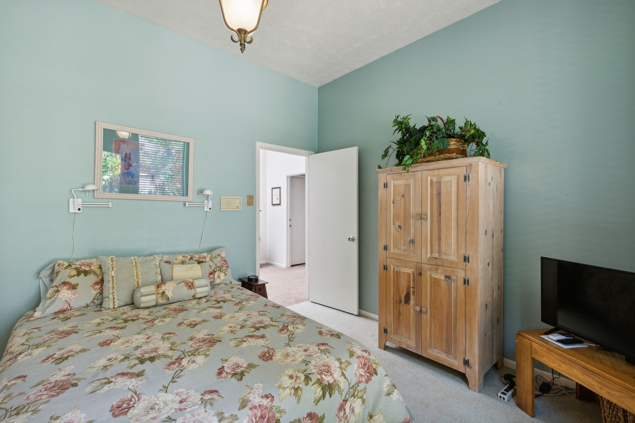 9701 Faircrest Drive