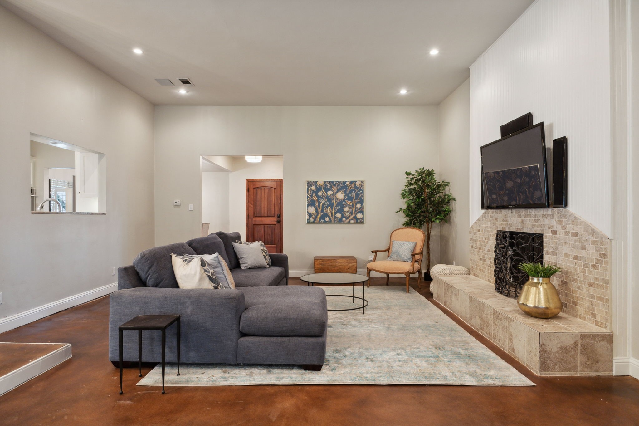 9118 Clayco Drive