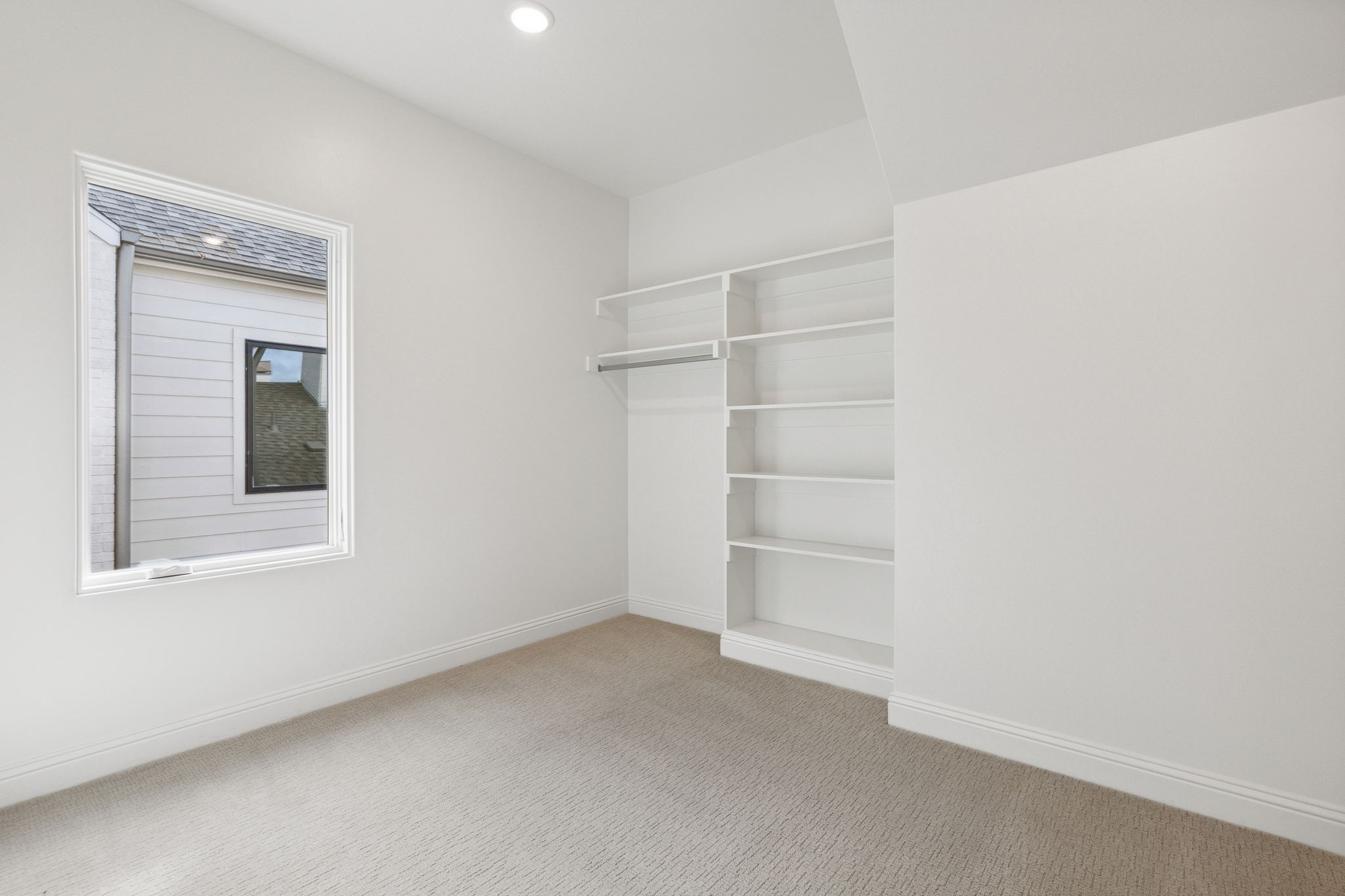 8034 Nimrod Trail