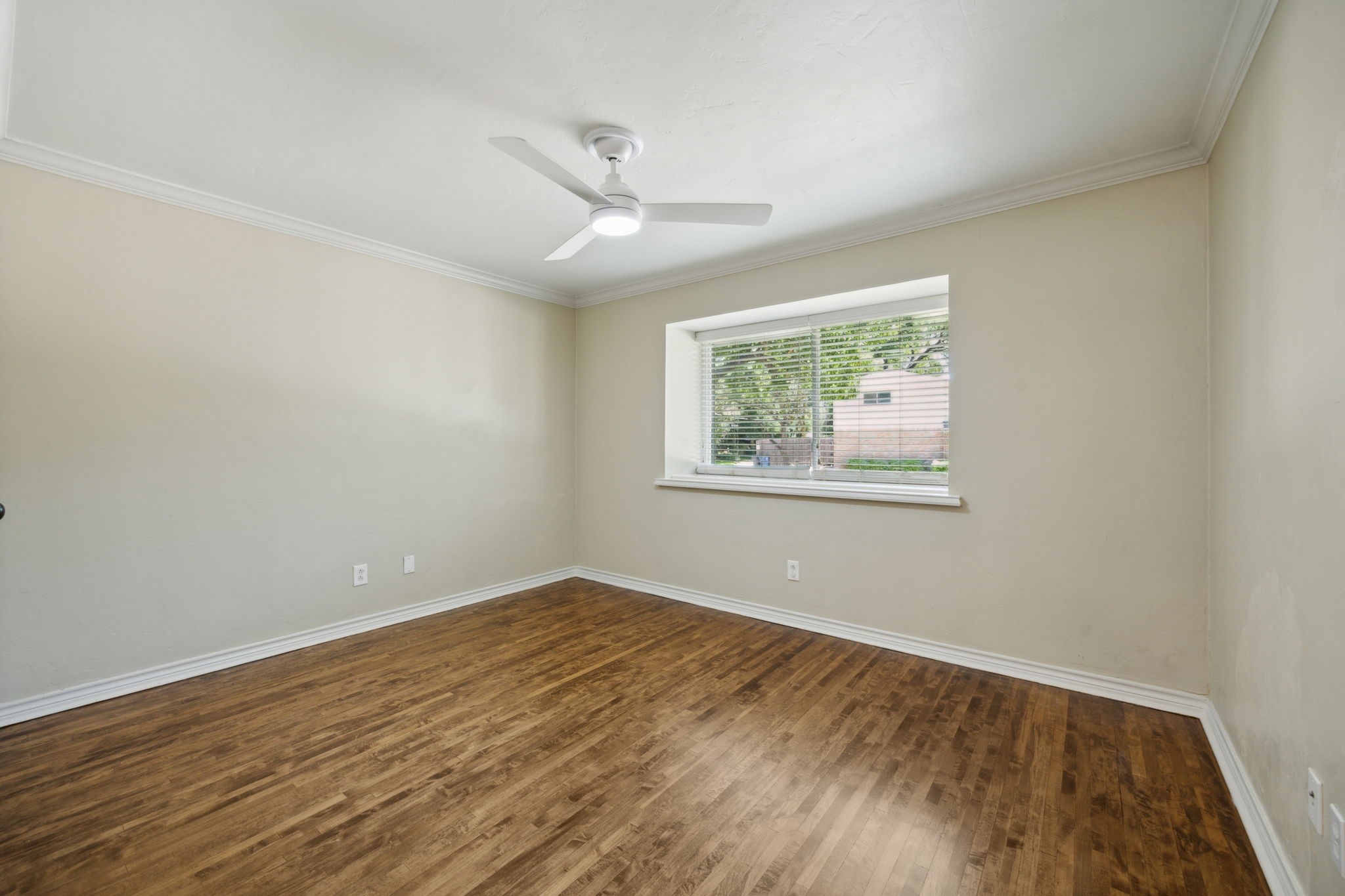 8907 Arborside Drive