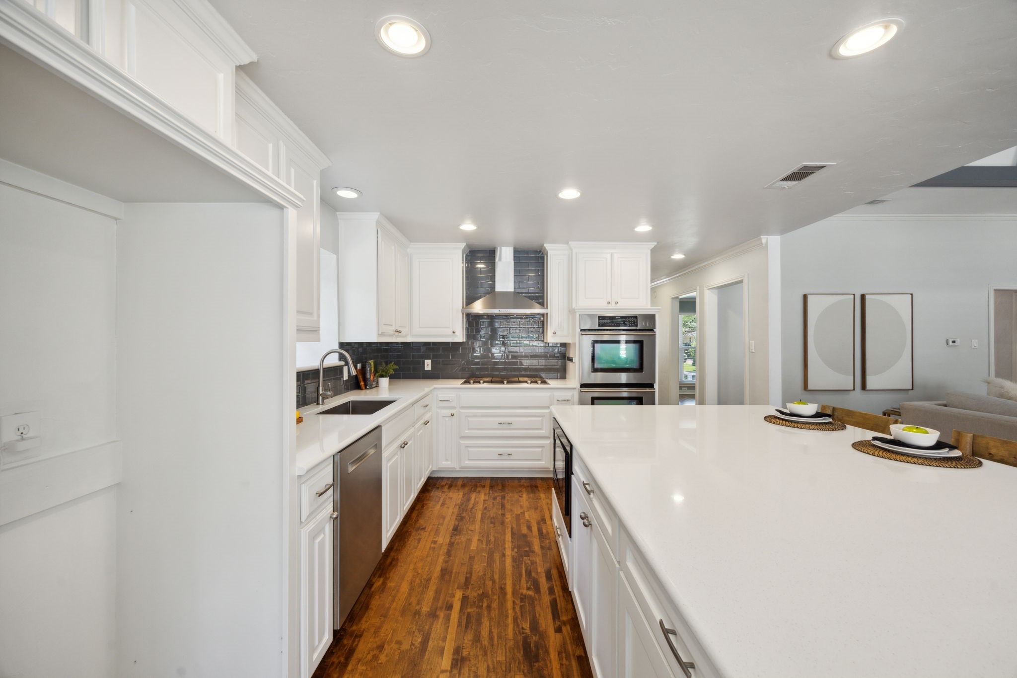 8907 Arborside Drive