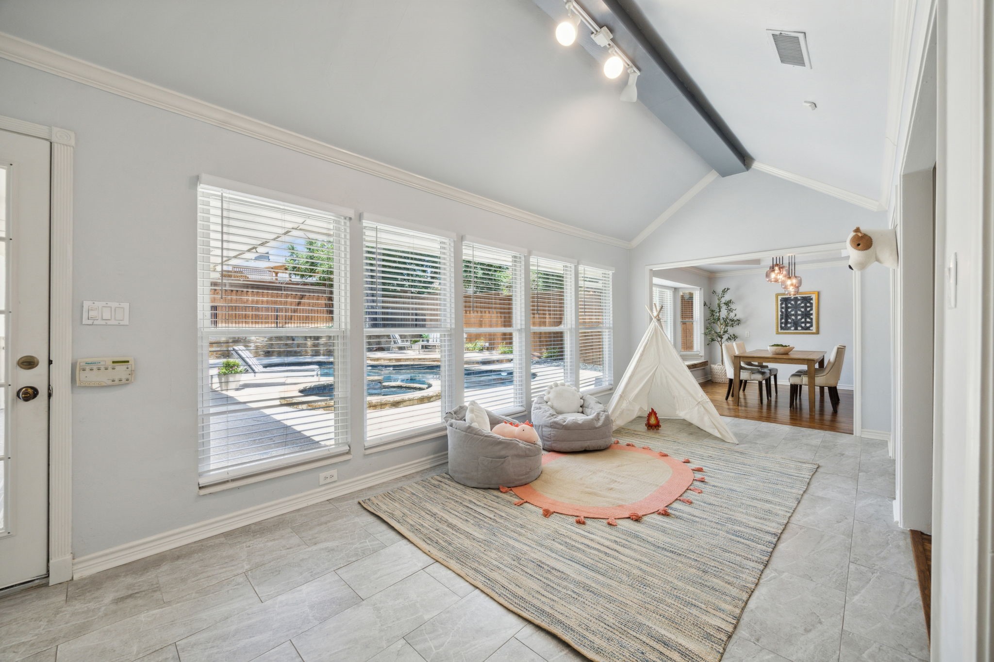 8907 Arborside Drive