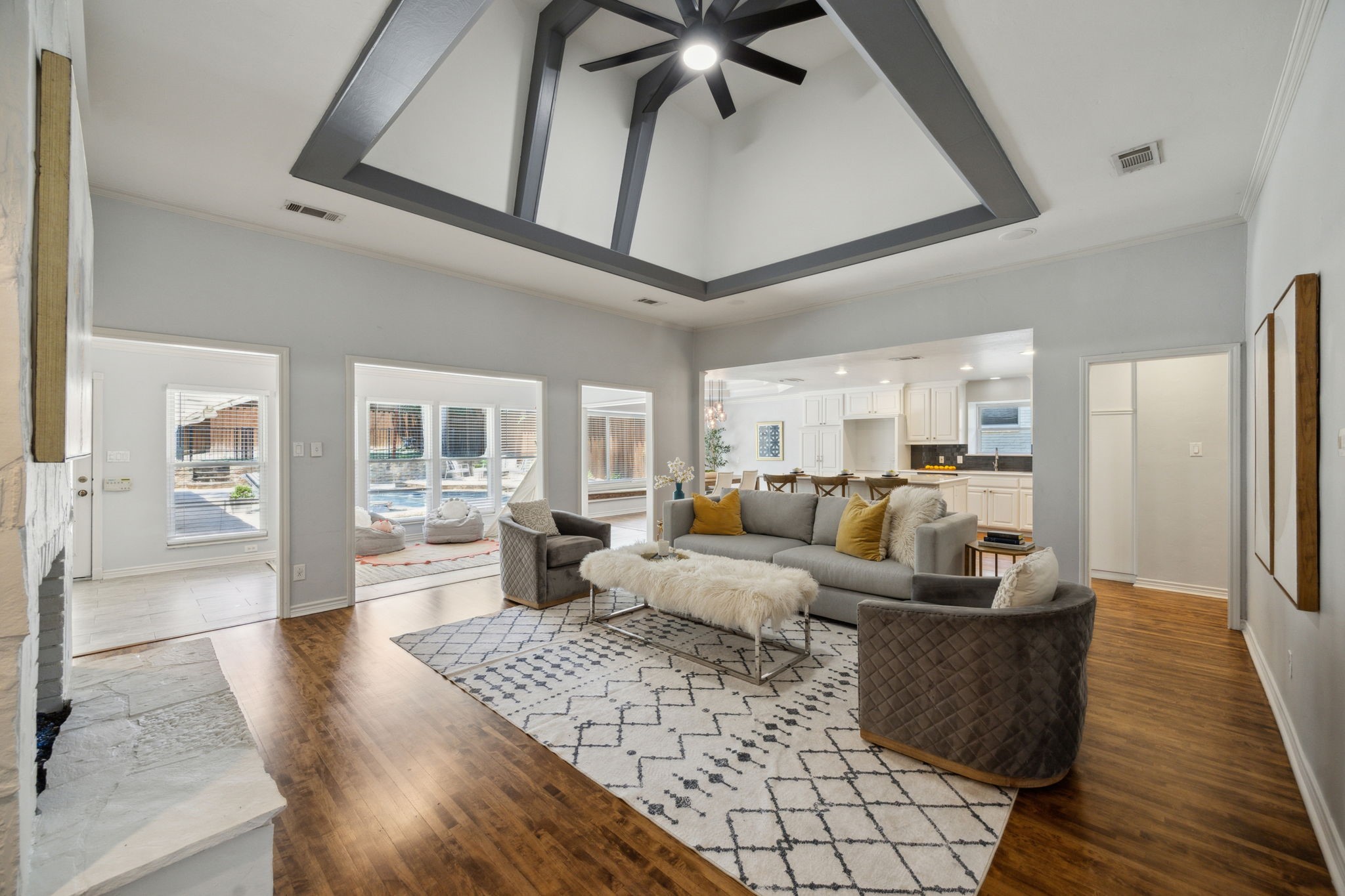 8907 Arborside Drive