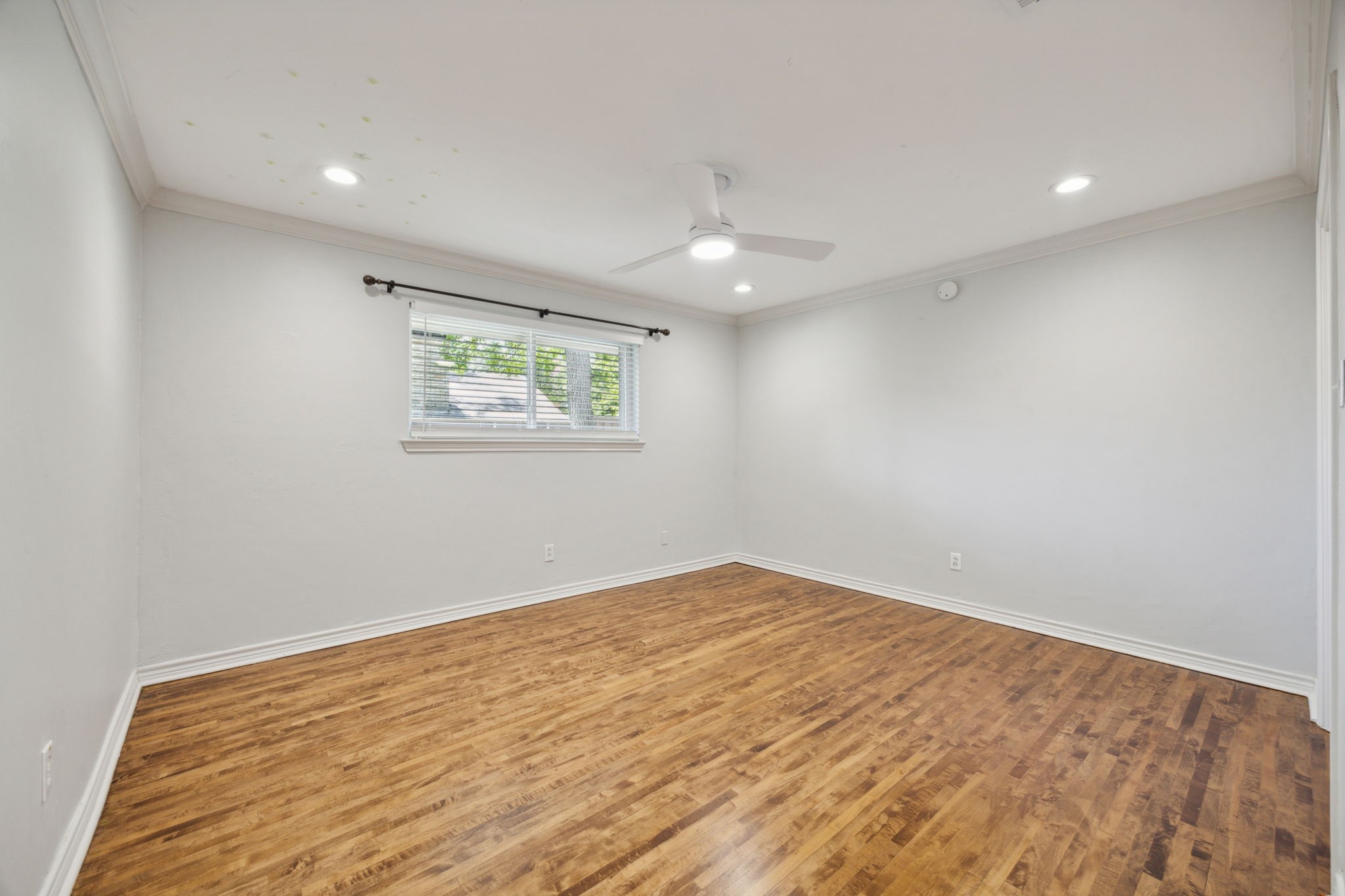 8907 Arborside Drive