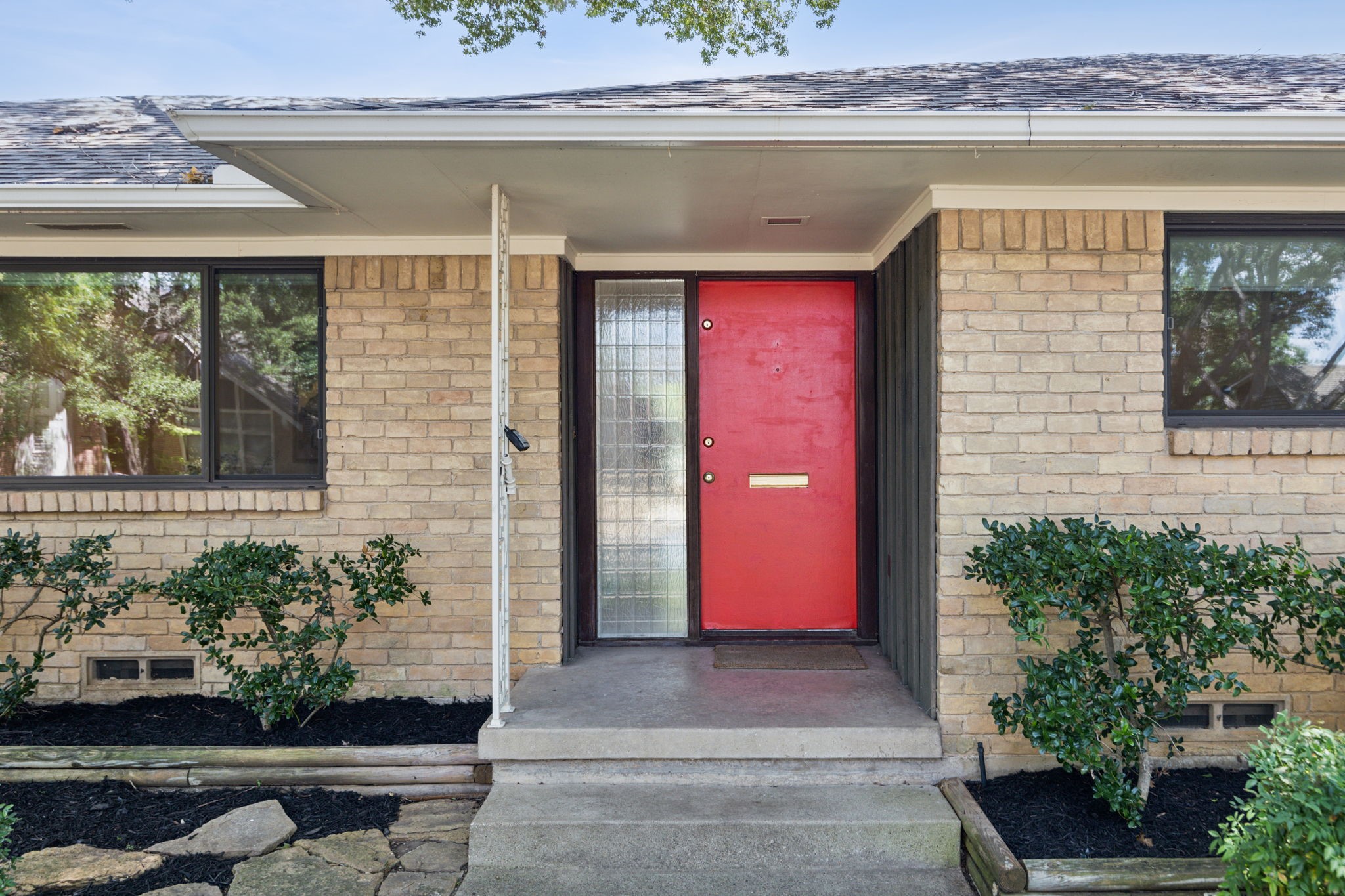 13310 Rolling Hills Lane