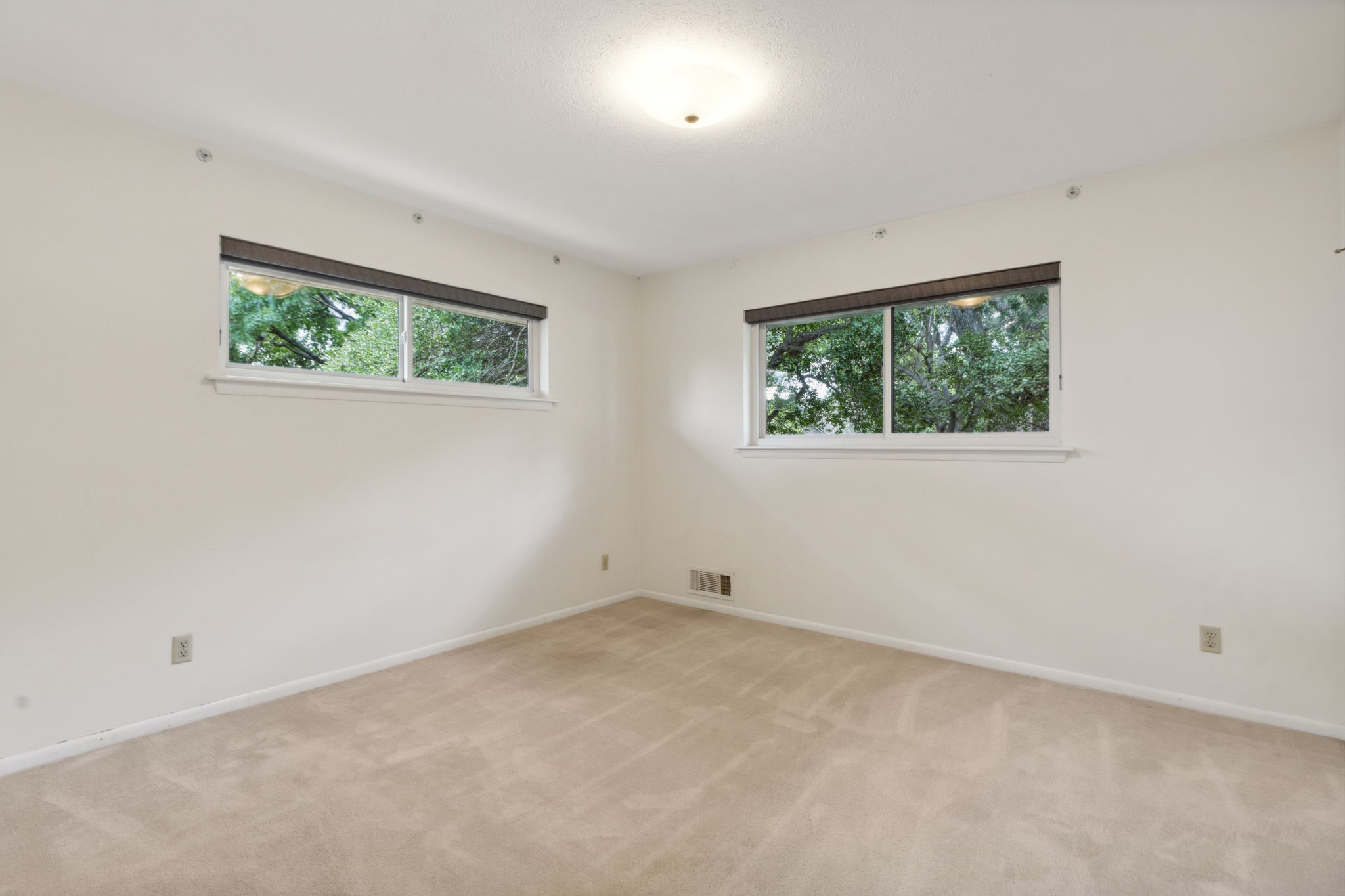 13310 Rolling Hills Lane