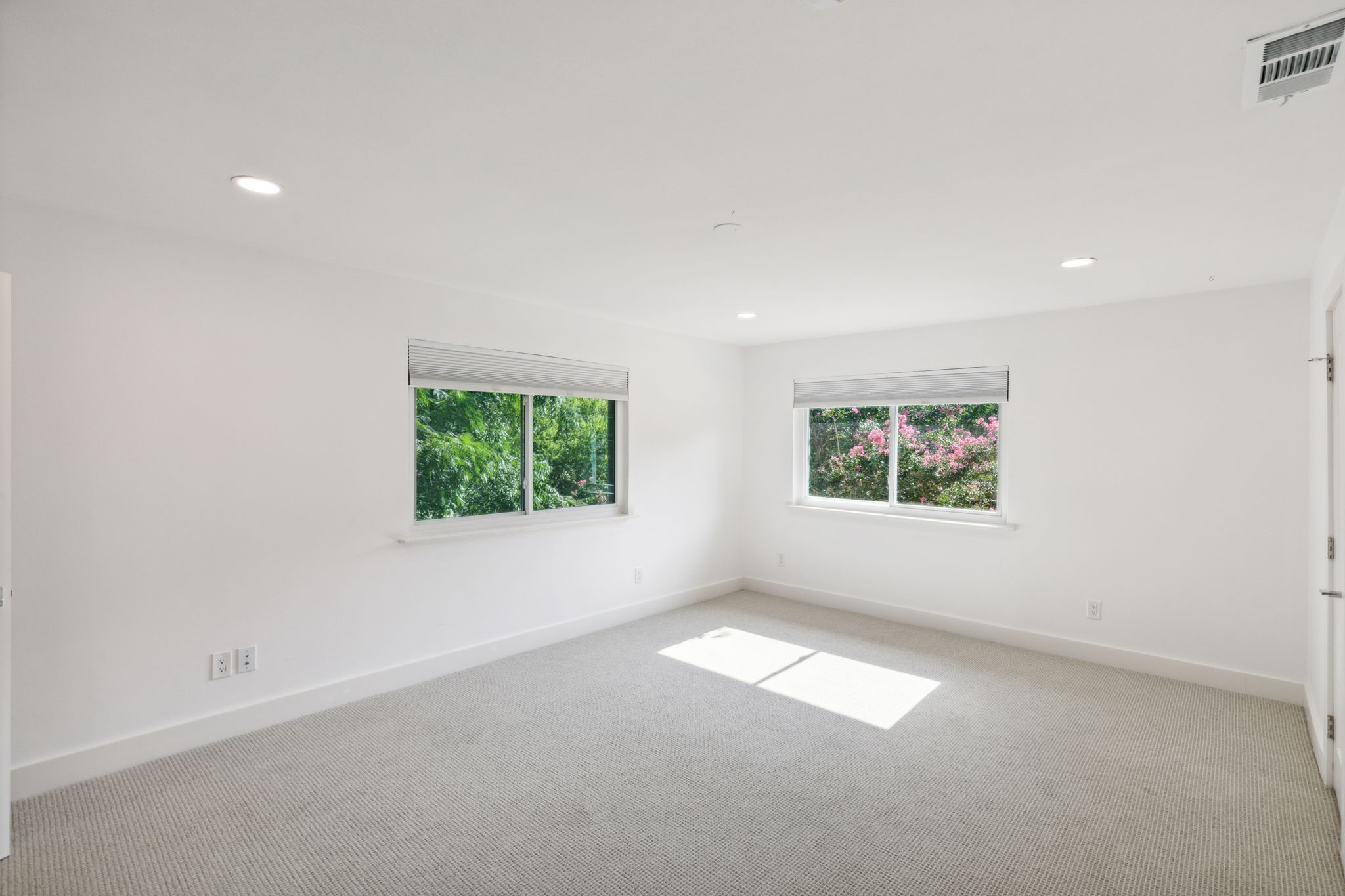 9809 Larchcrest Drive