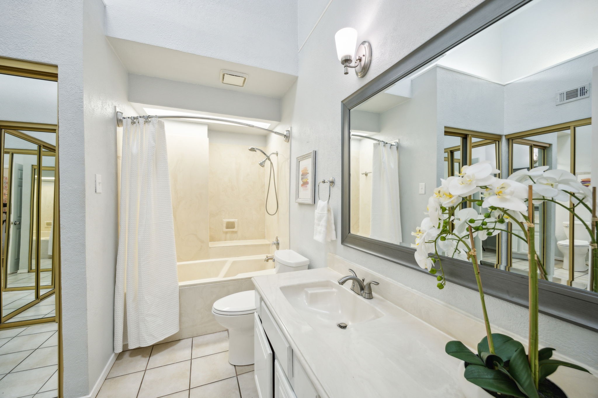 18040 Midway Road 128