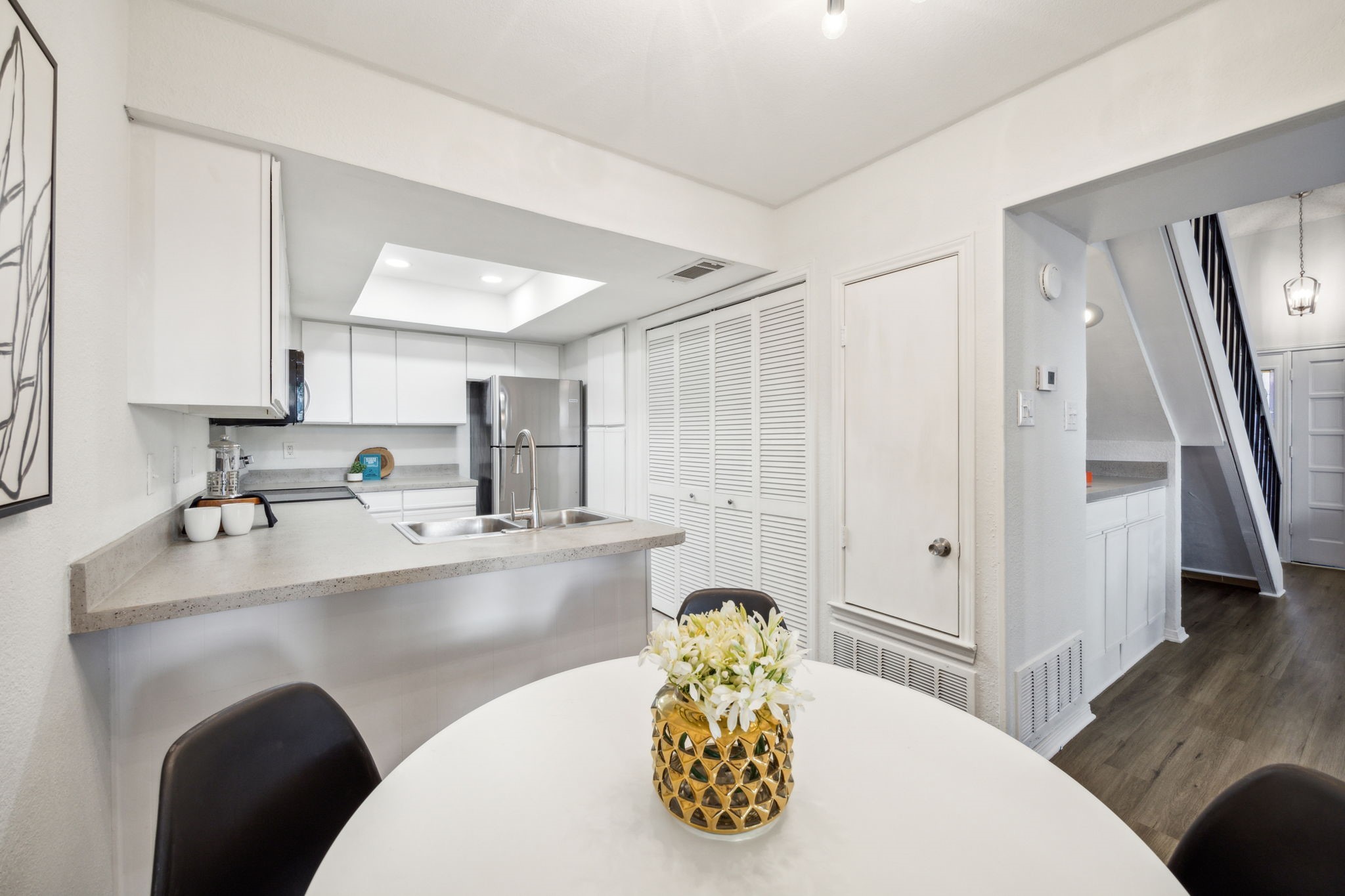 18040 Midway Road 128