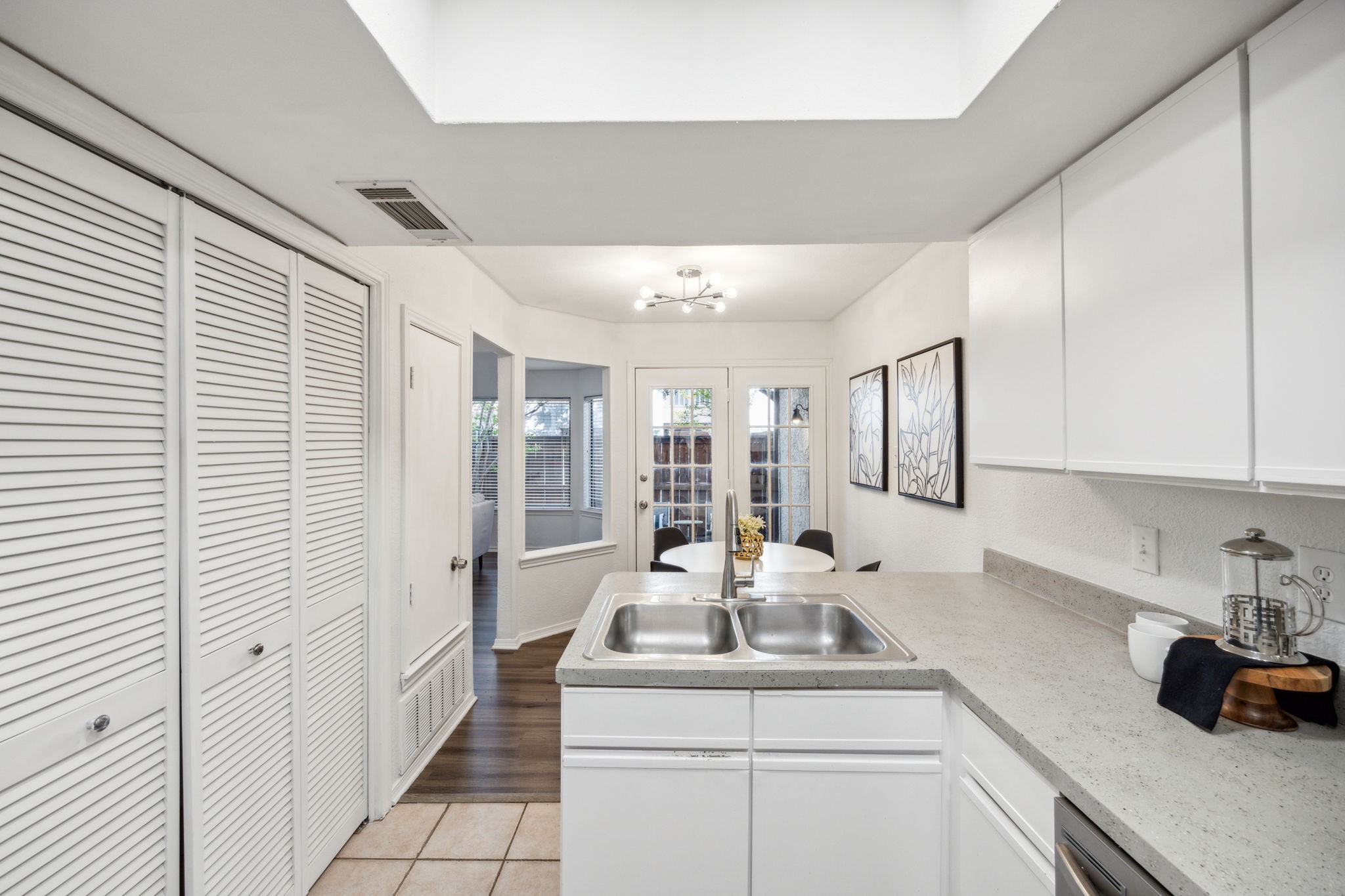 18040 Midway Road 128