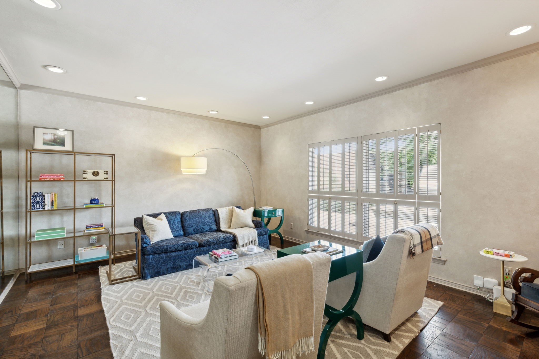 3327 Prescott Avenue