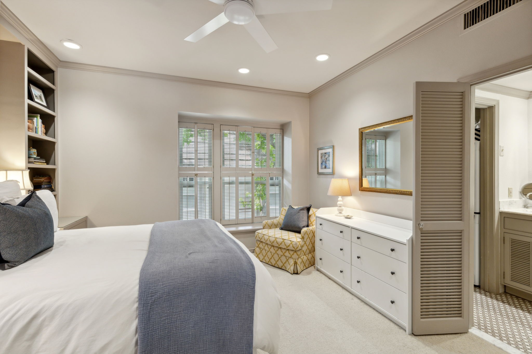 3327 Prescott Avenue