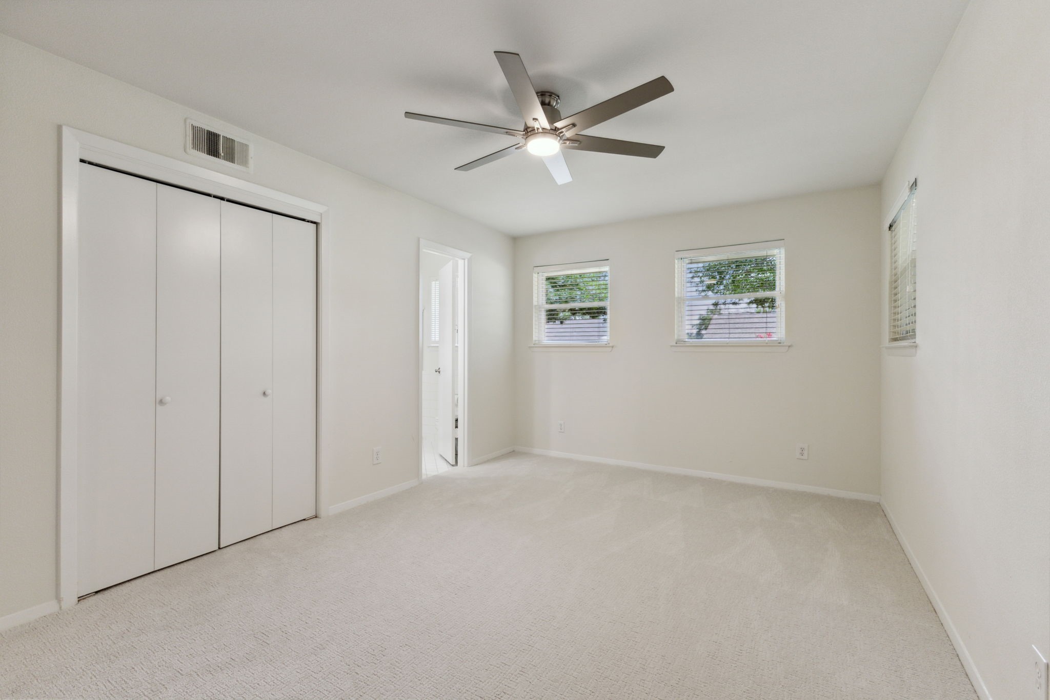 10229 Chesterton Drive