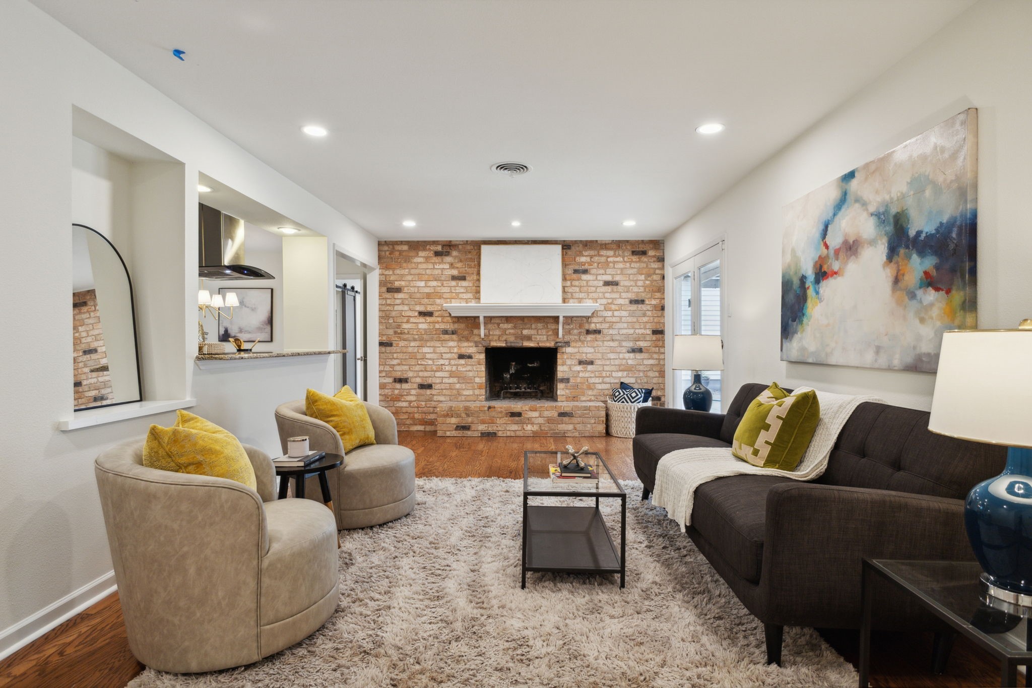 10229 Chesterton Drive