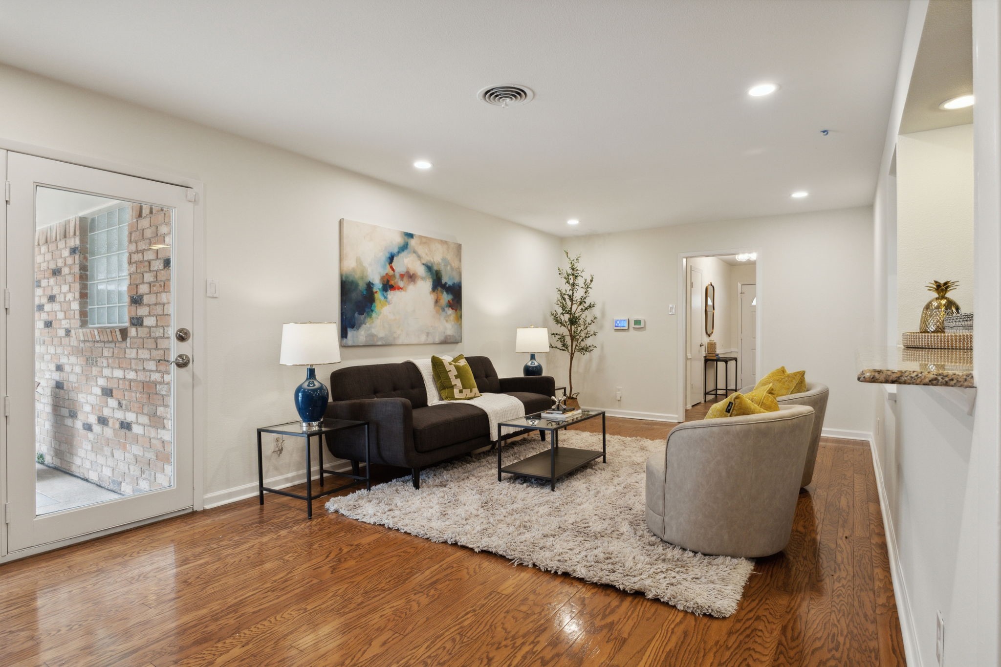 10229 Chesterton Drive