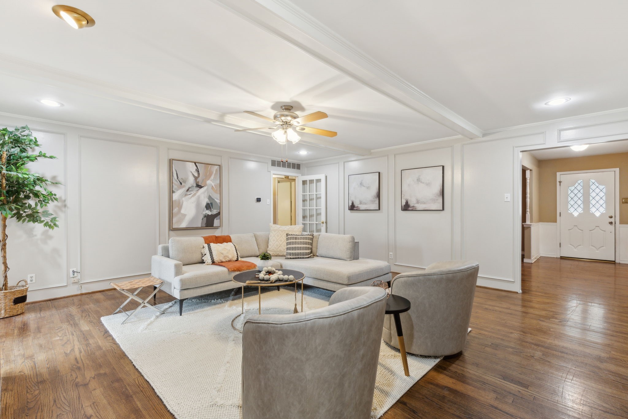 9623 Fallbrook Drive