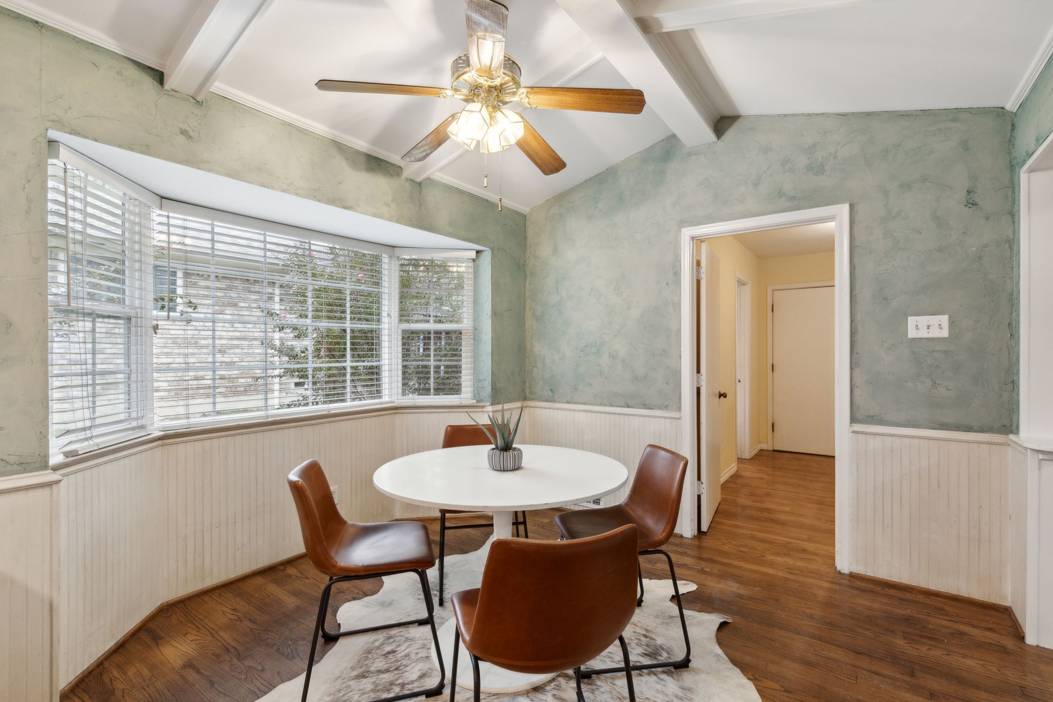 9623 Fallbrook Drive