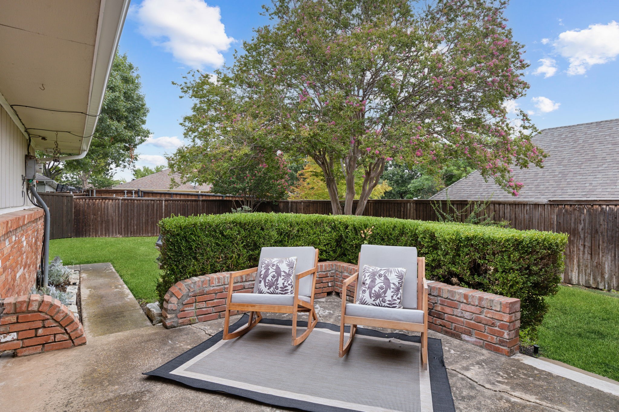 9623 Fallbrook Drive