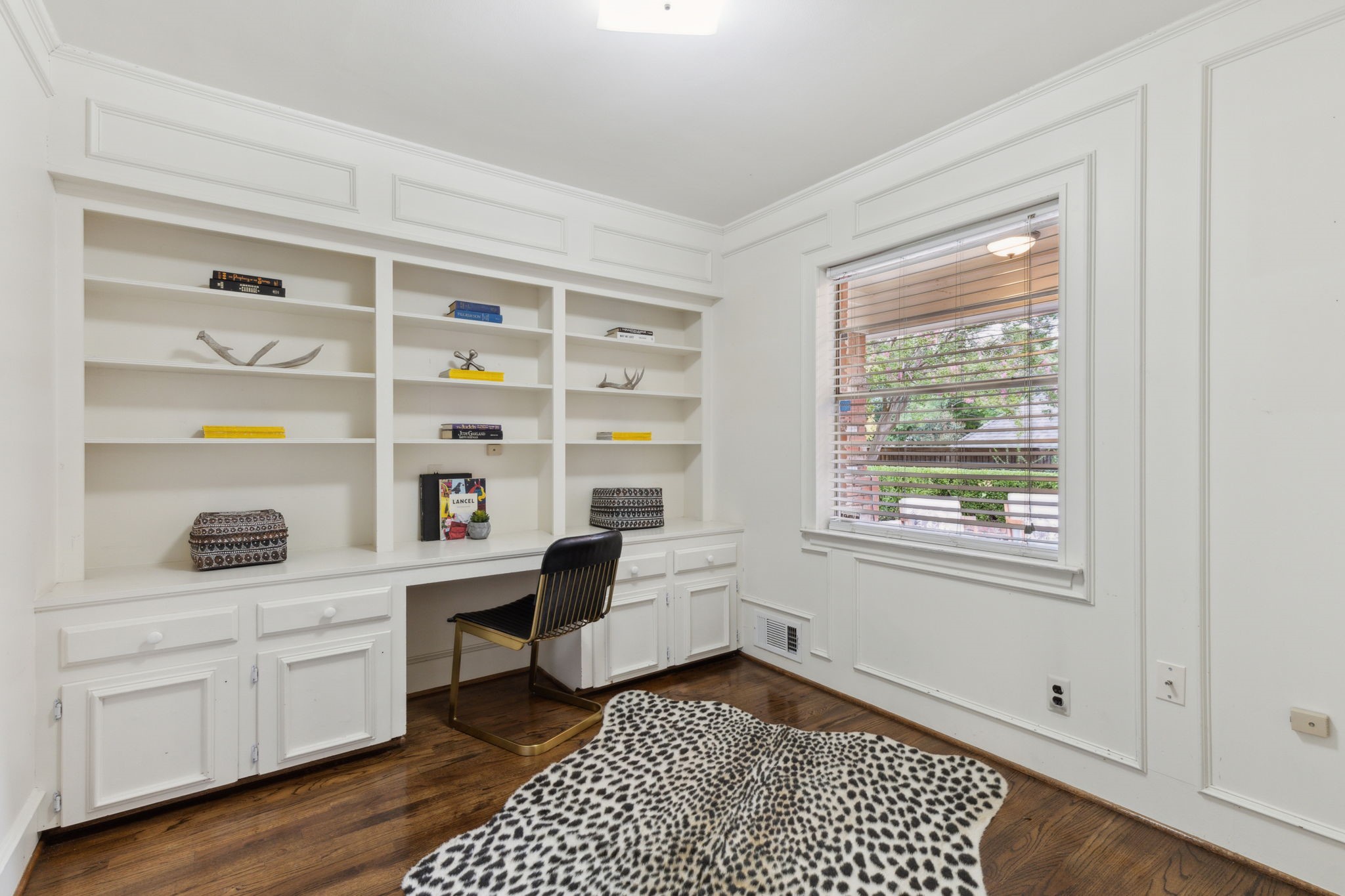 9623 Fallbrook Drive