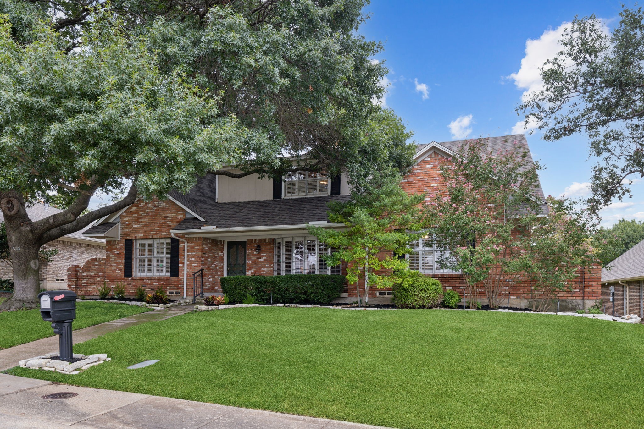 9623 Fallbrook Drive