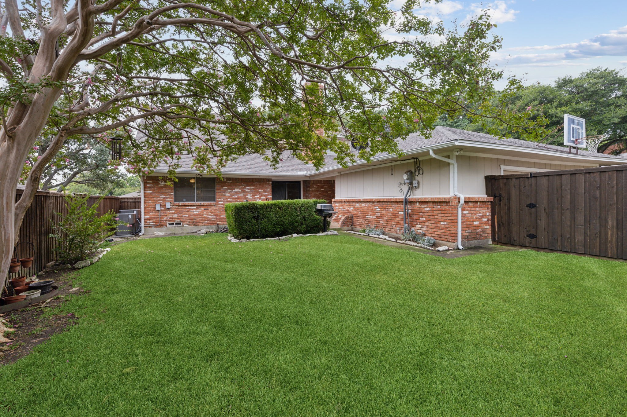 9623 Fallbrook Drive