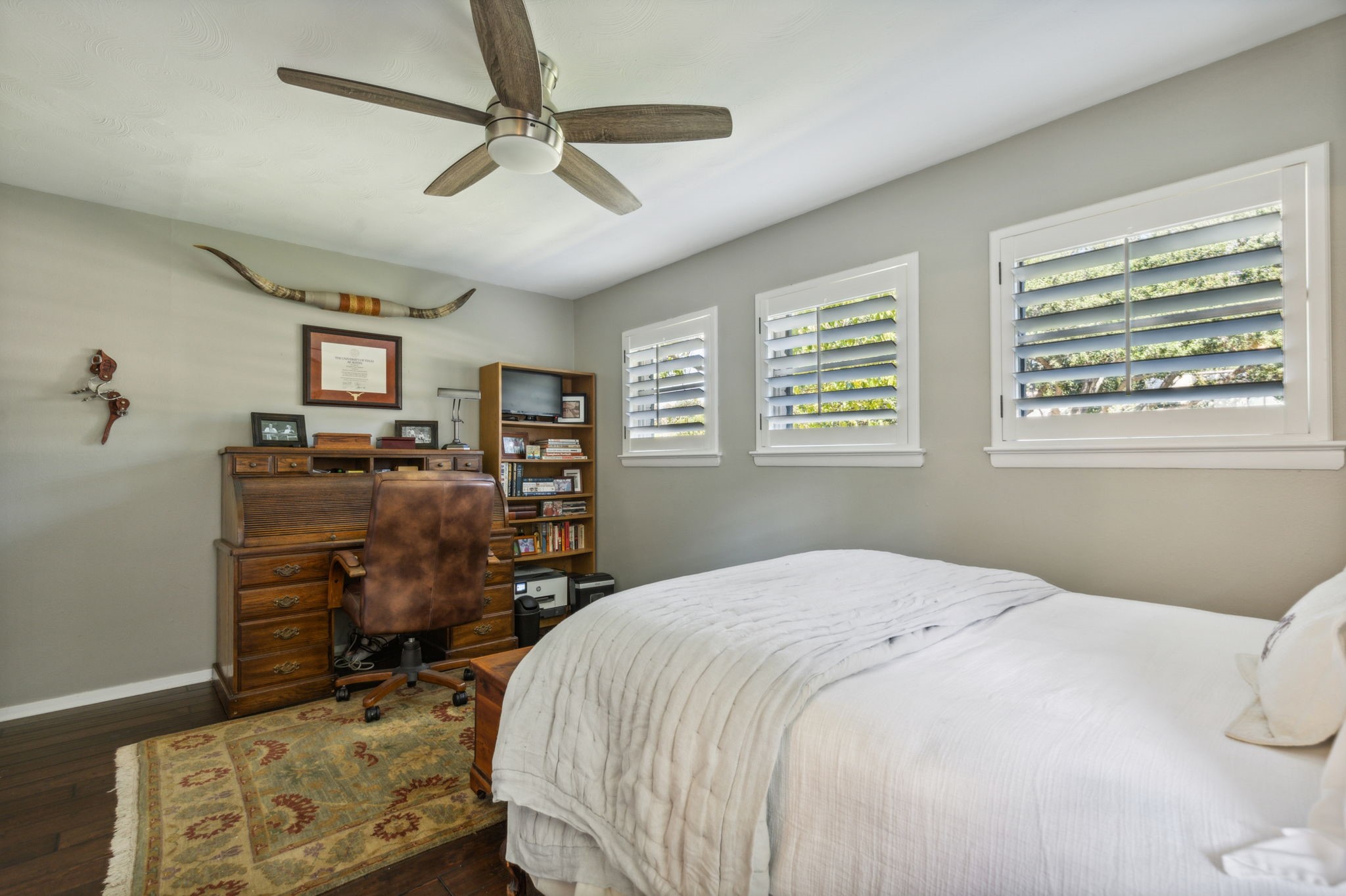 10010 Lanshire Drive