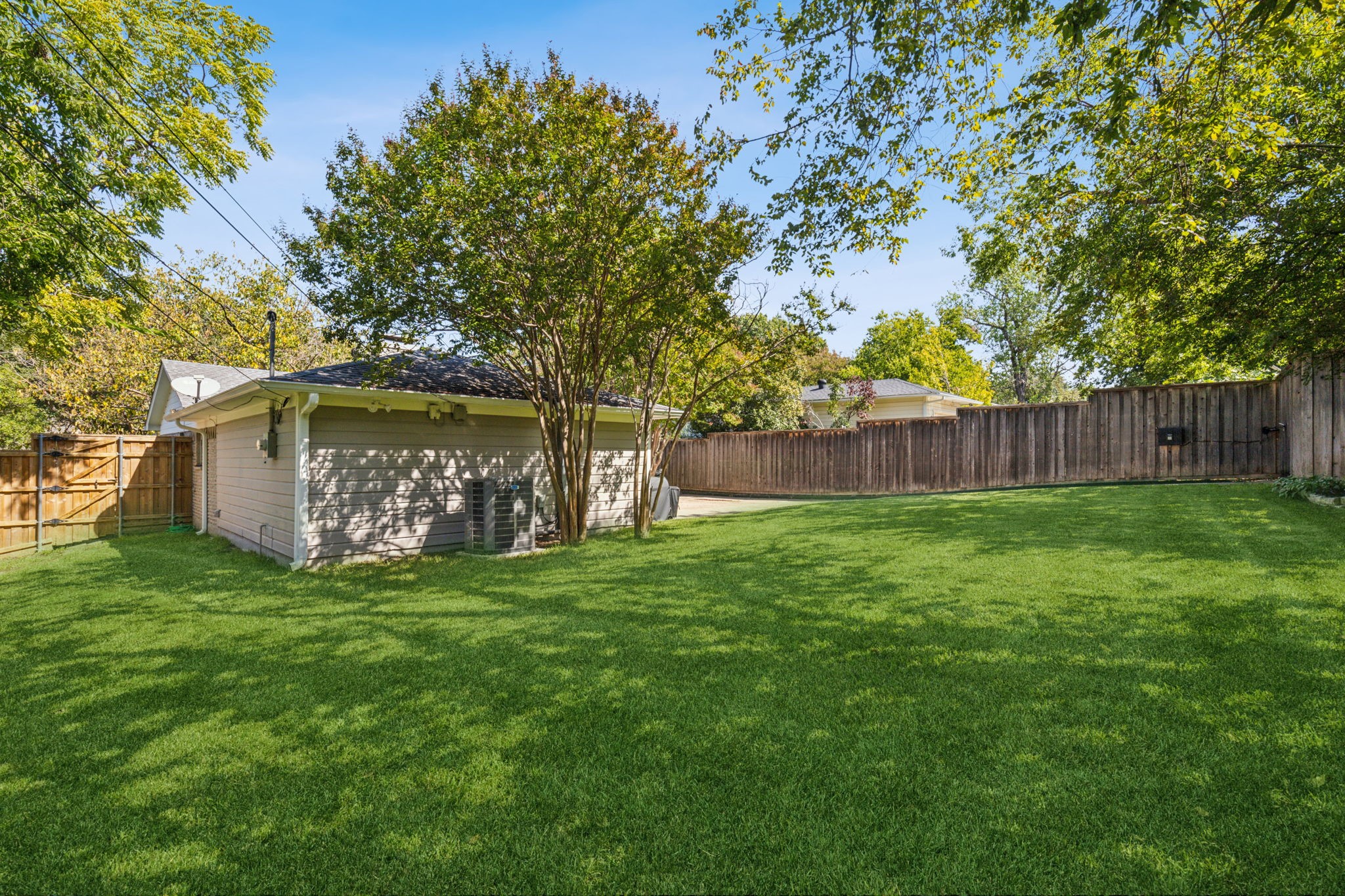 10010 Lanshire Drive