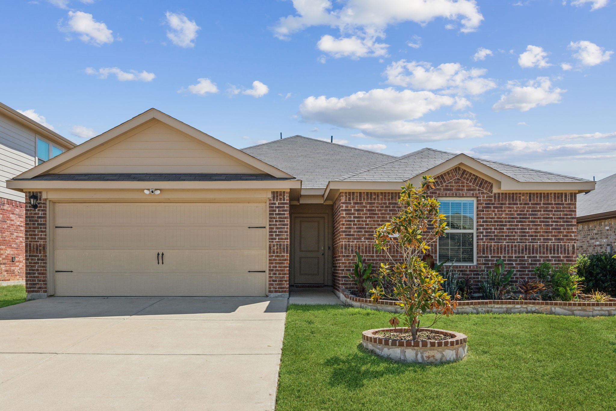 1832 Strongbark Drive