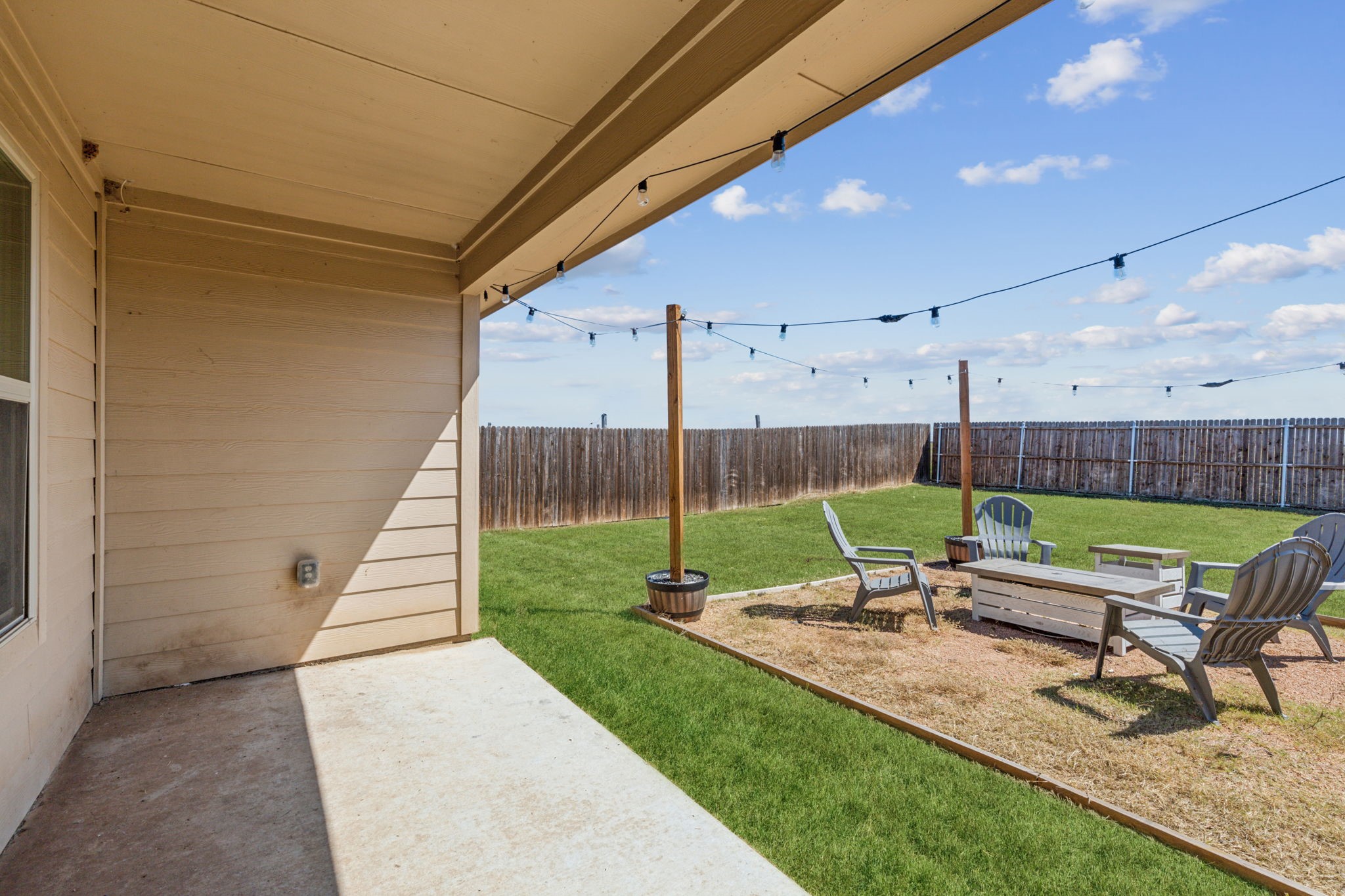 1832 Strongbark Drive