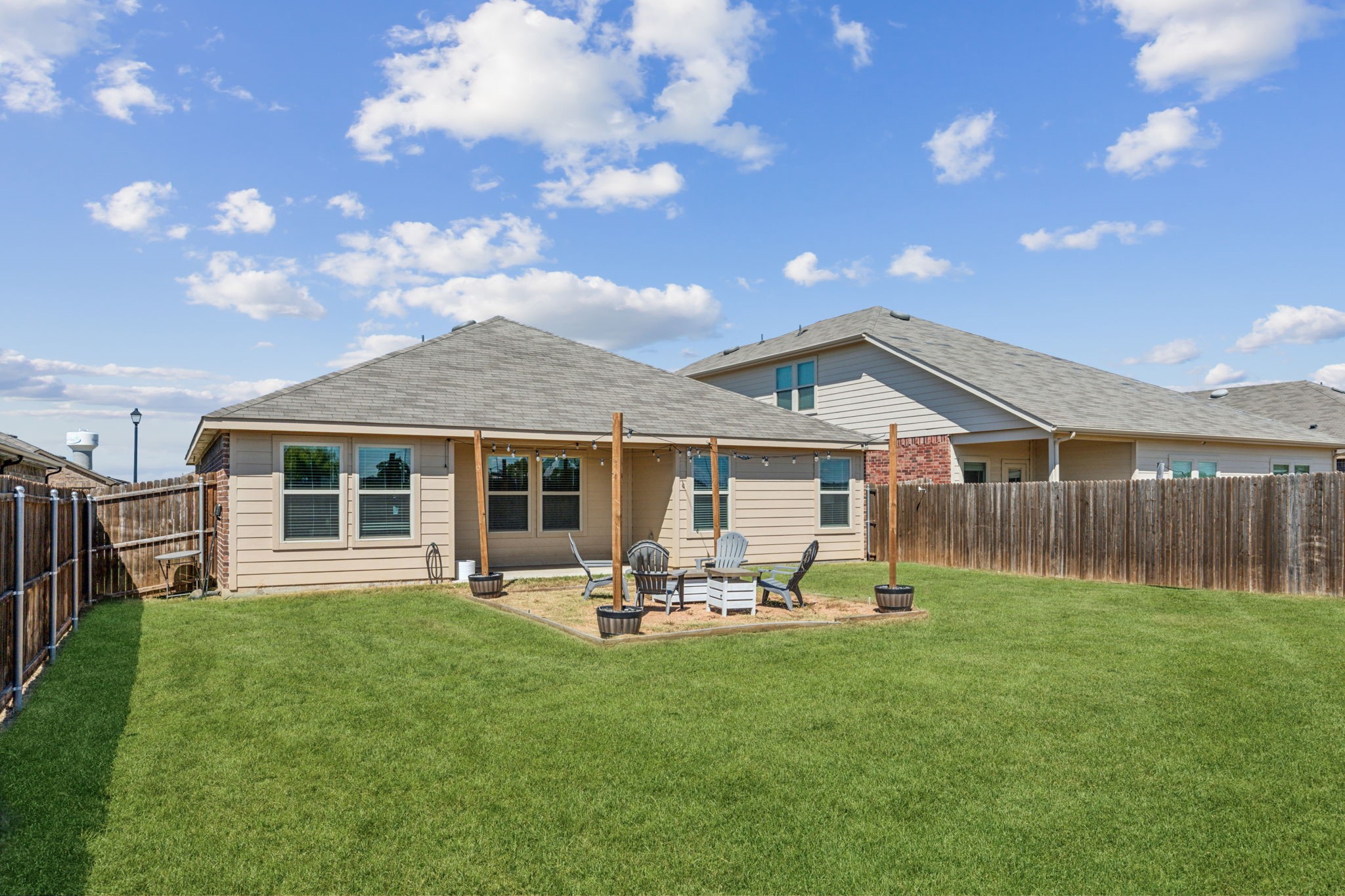 1832 Strongbark Drive