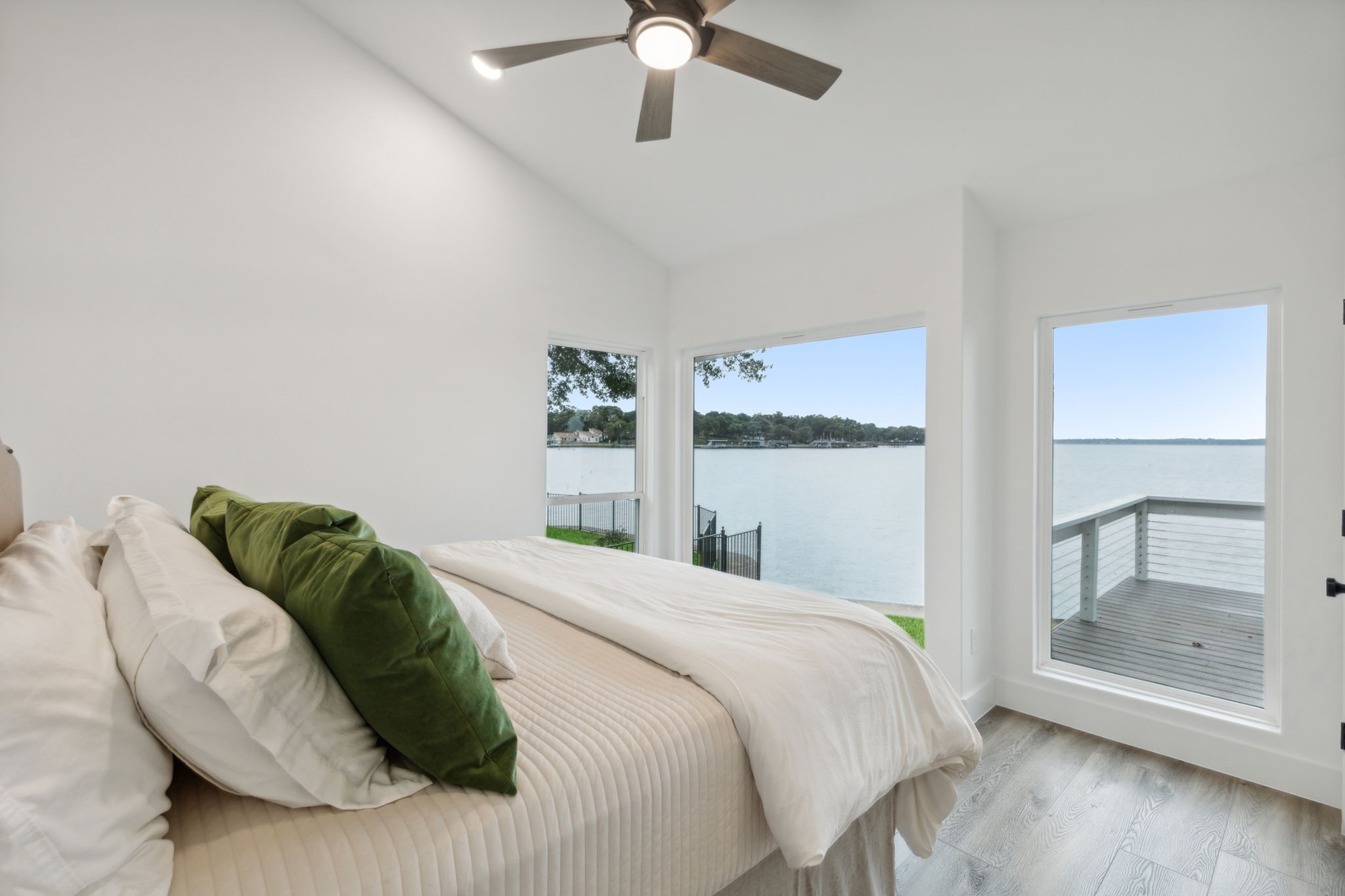 115 Bluewater Circle