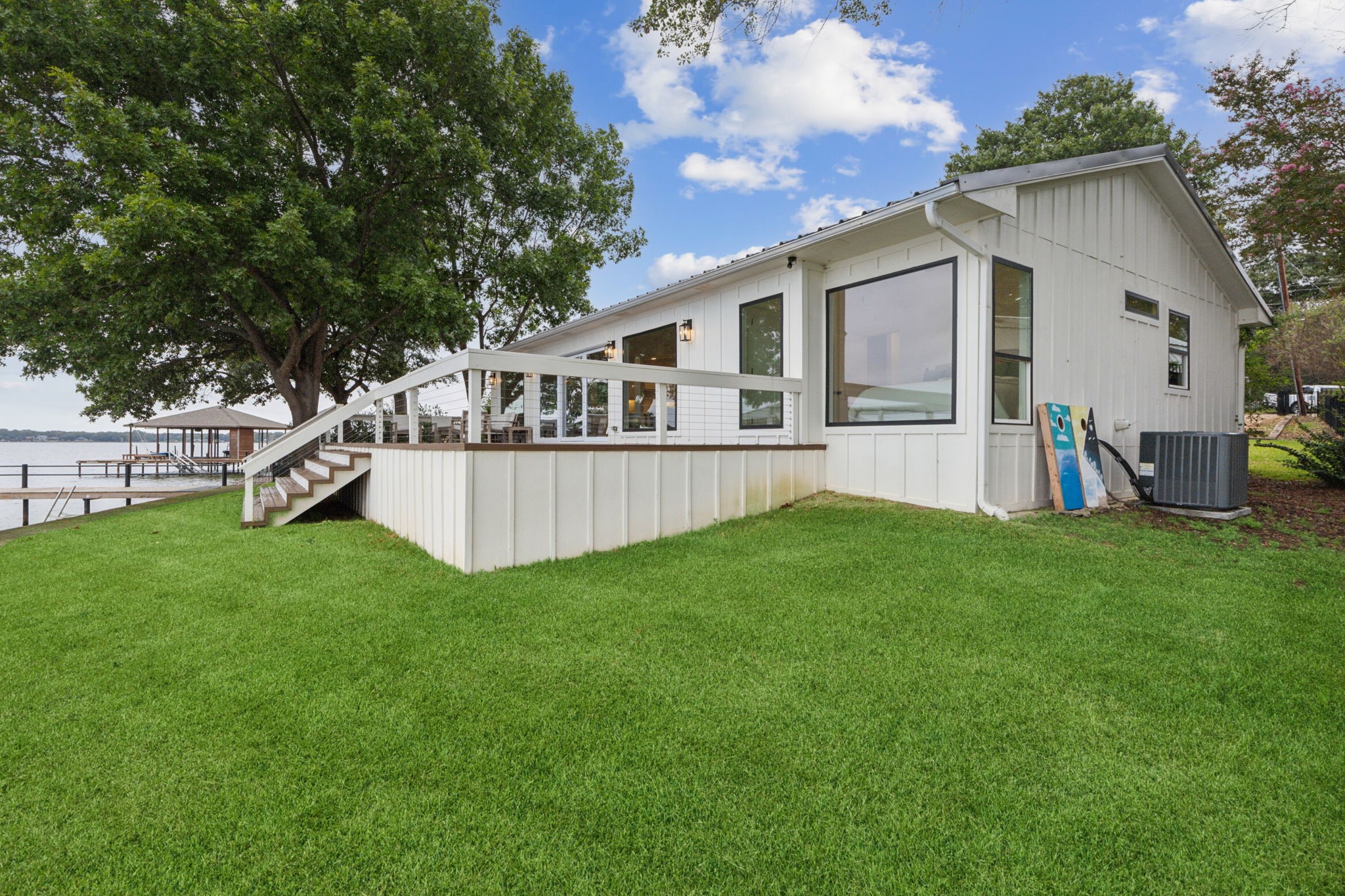 115 Bluewater Circle