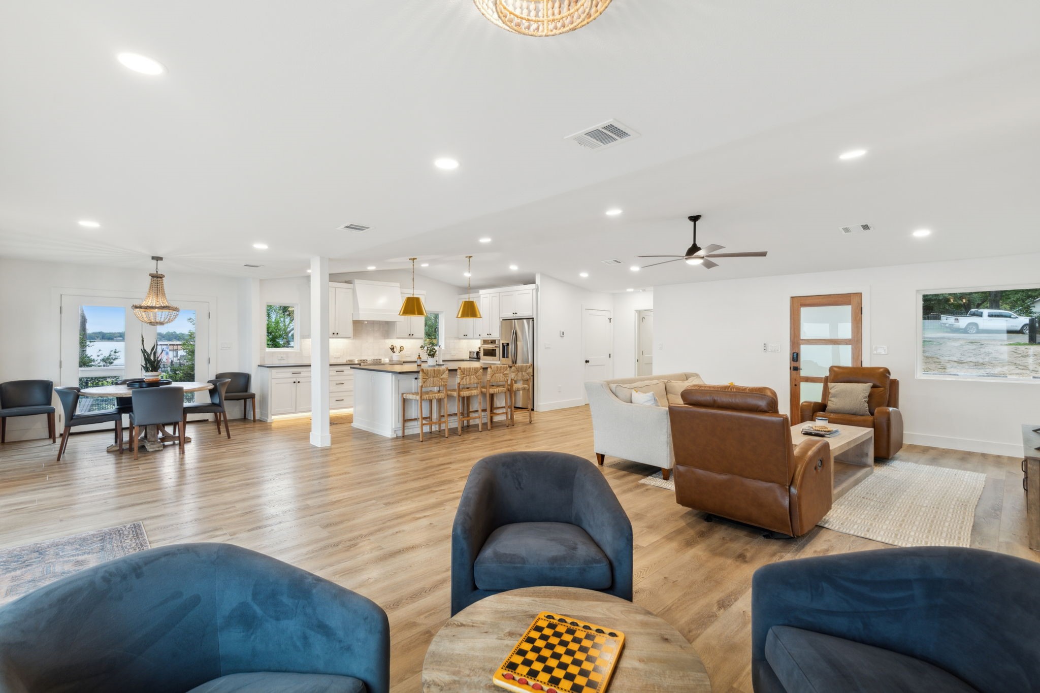 115 Bluewater Circle