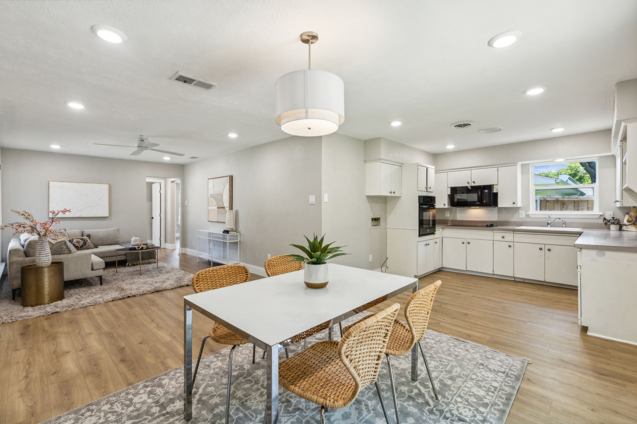 1611 Nantucket Drive