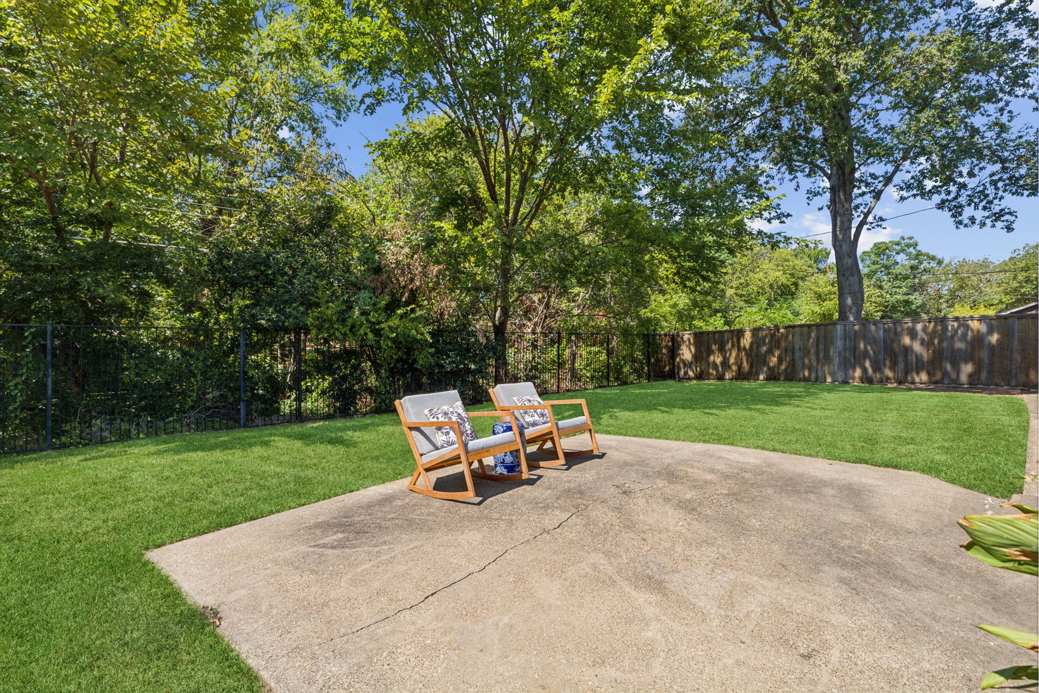 1611 Nantucket Drive