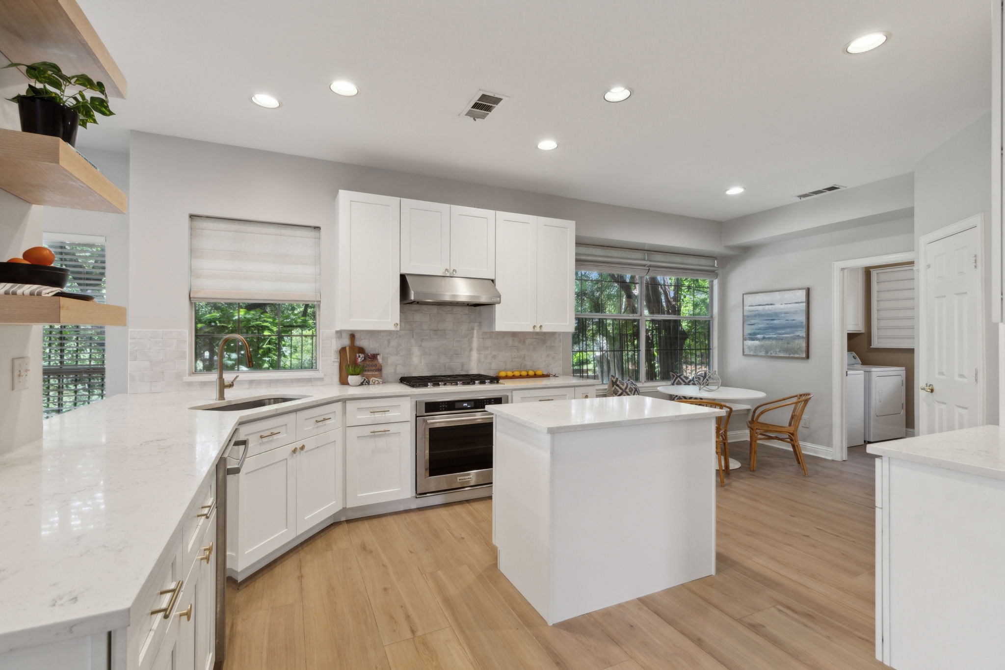 9024 Rock Valley Cove