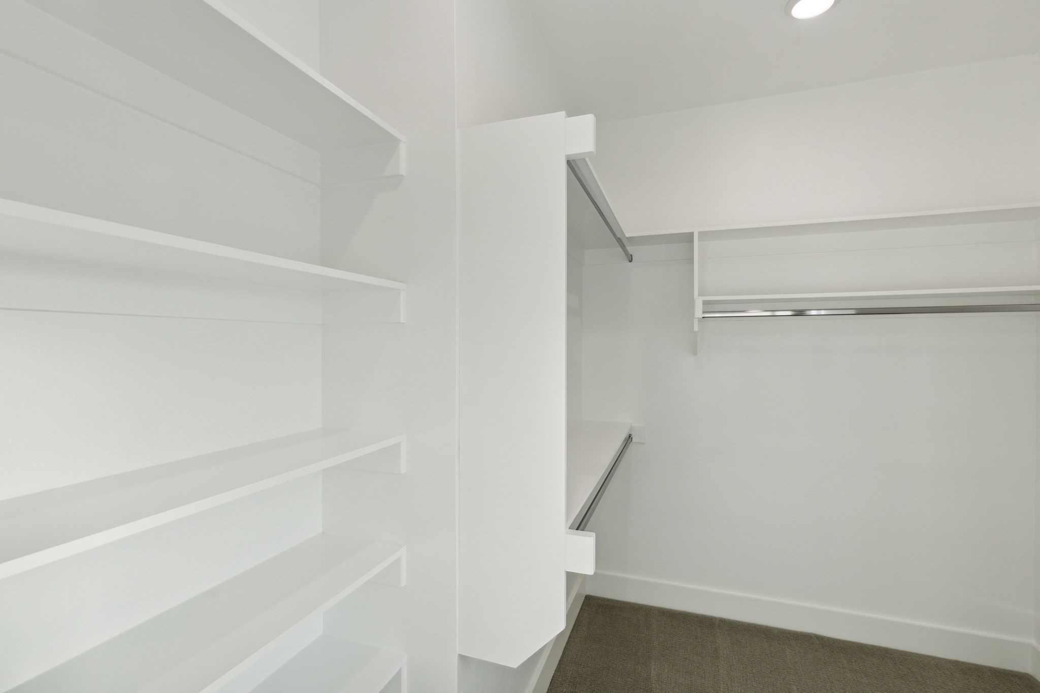 8038 Nimrod Trail